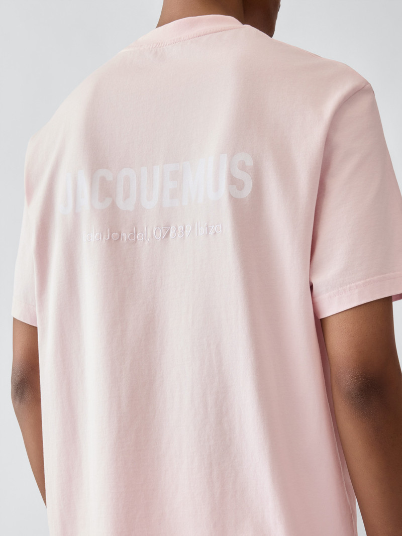 JACQUEMUS The Ibiza address short-sleeve t-shirt outlook