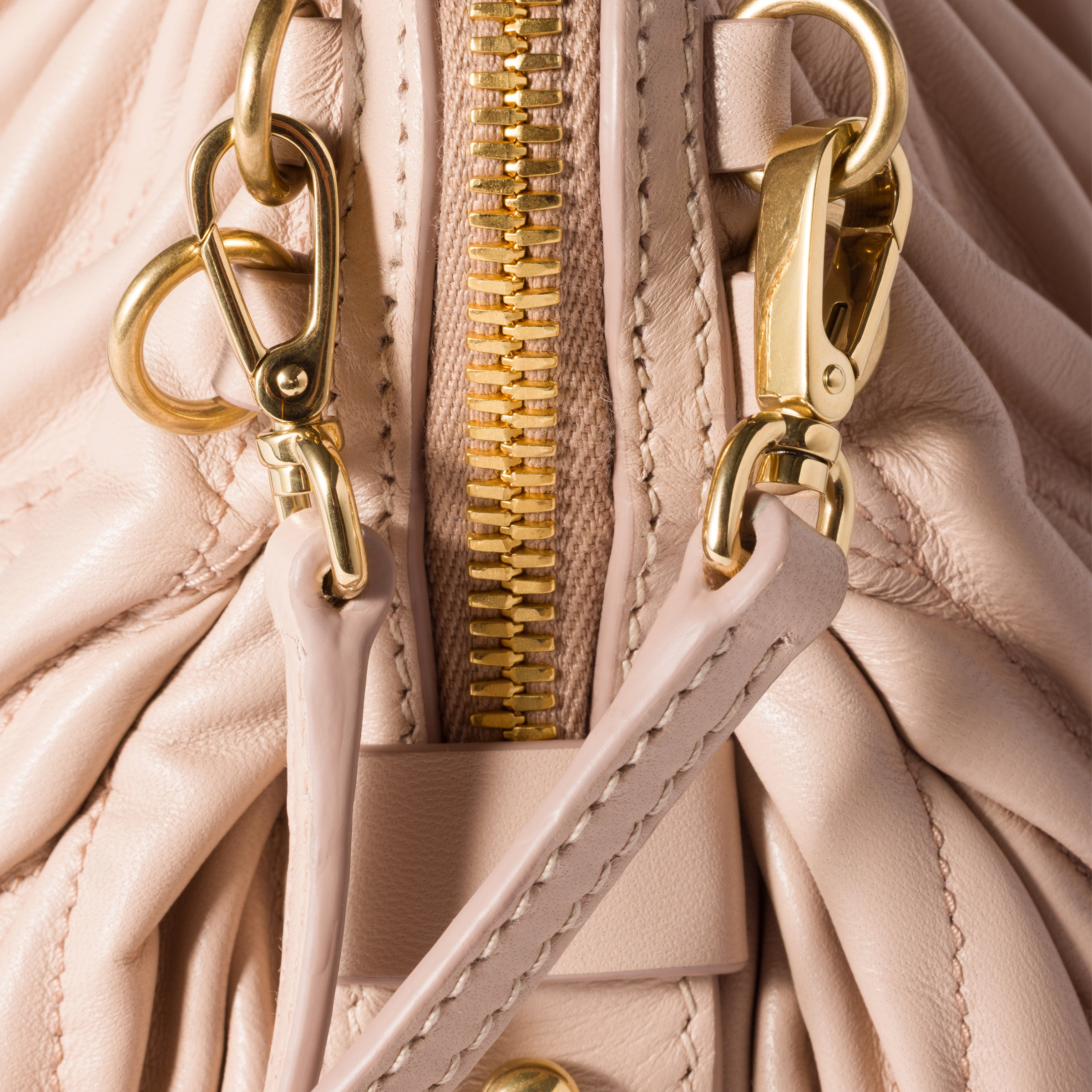 Matelassé nappa leather clutch - 5