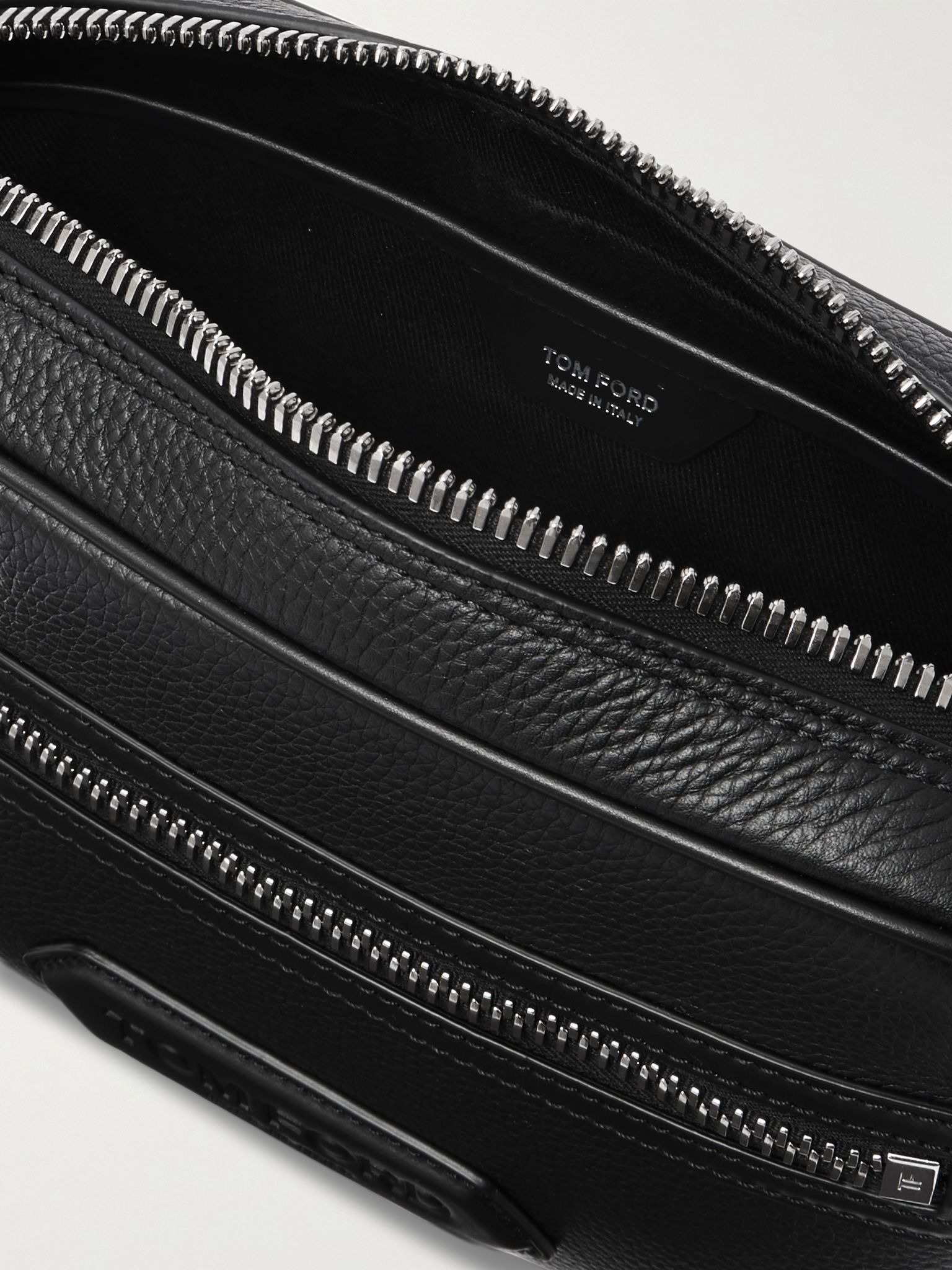 Logo-Appliquéd Full-Grain Leather Messenger Bag Black - 5