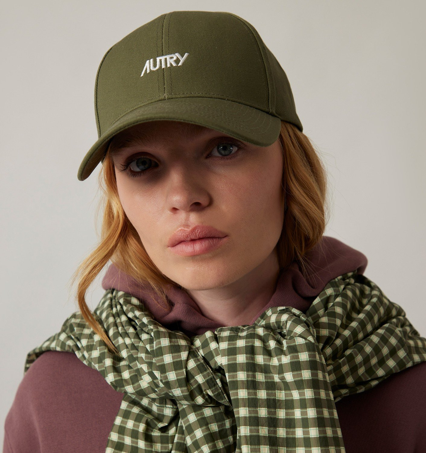 UNISEX EMBROIDERED CONTRAST LOGO BASEBALL CAP - 3