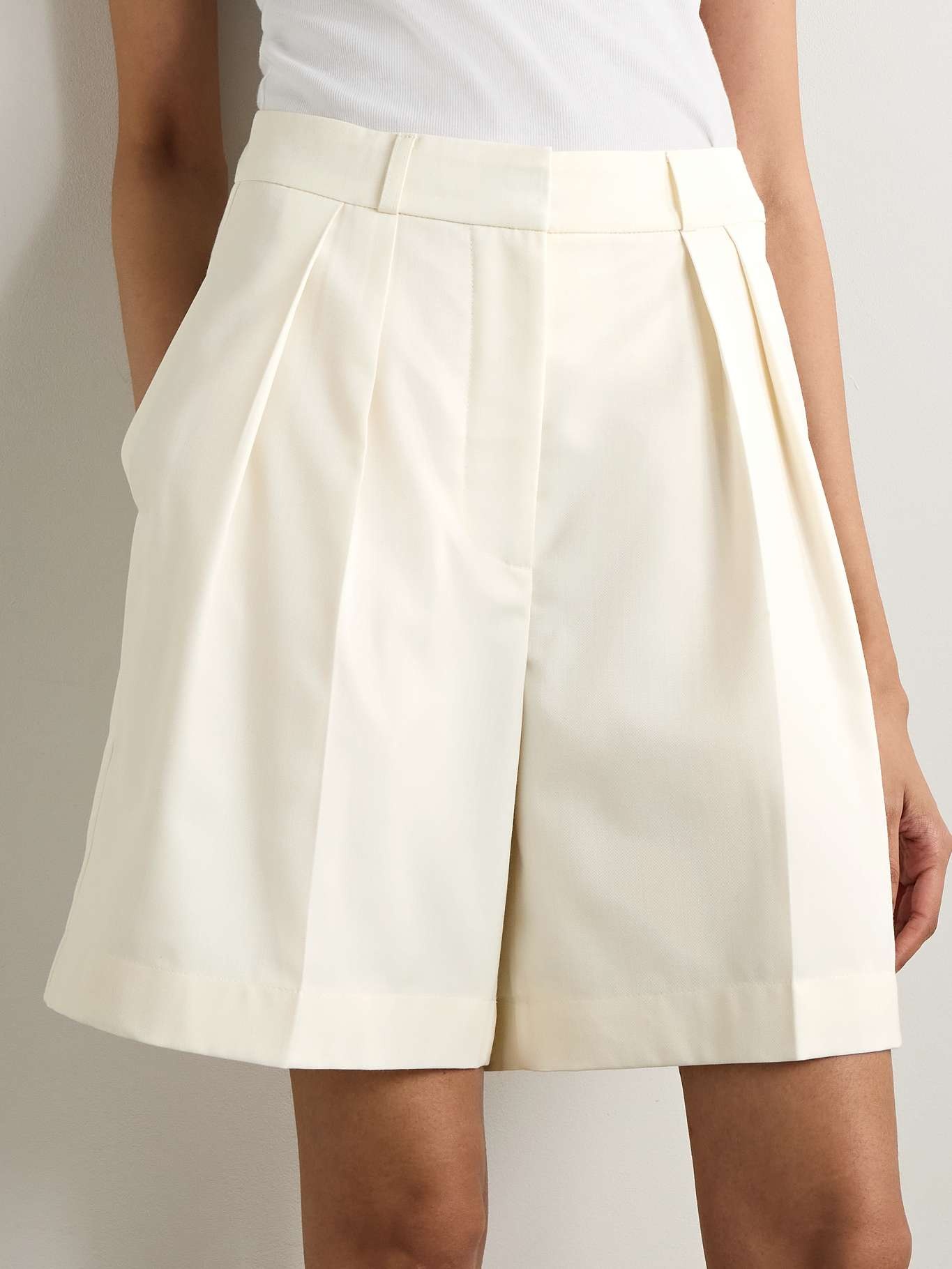 Pleated woven shorts - 3