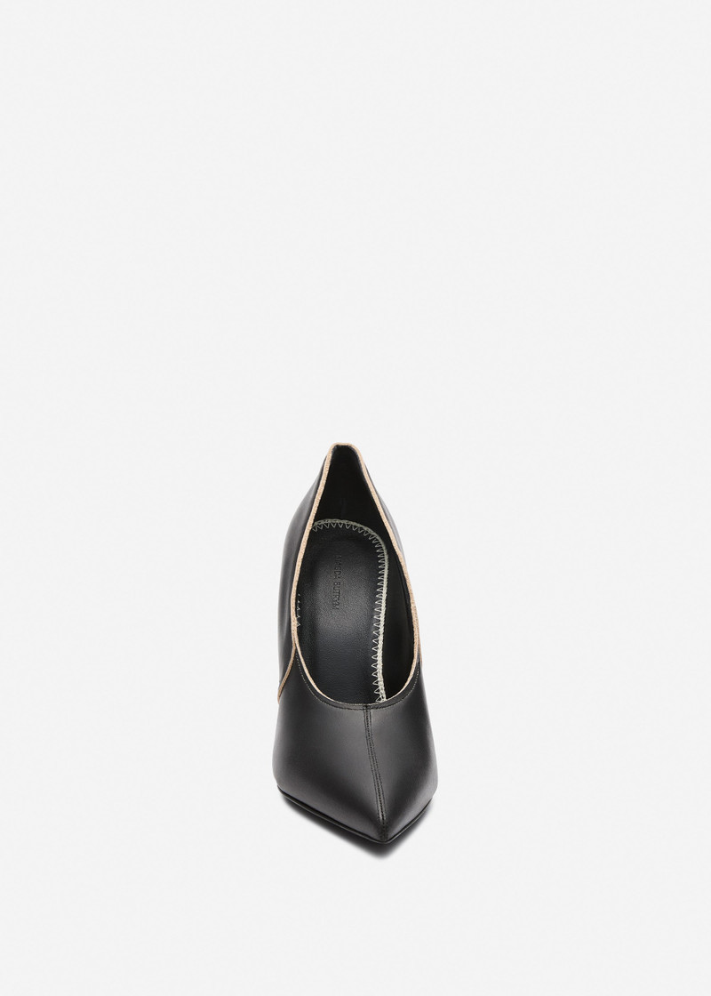 Sculptural pointed leather pumps in black 3