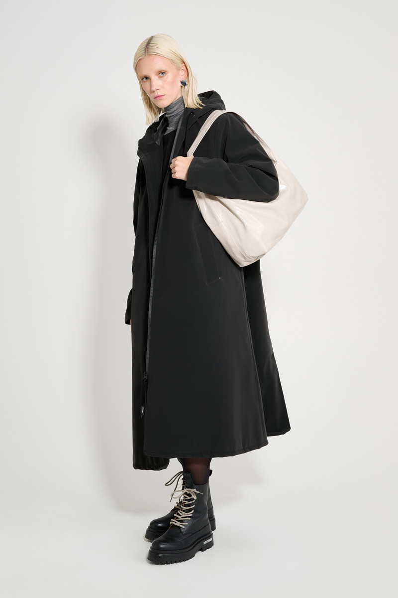 Mosebacke Long Matte Winter Coat Black 1