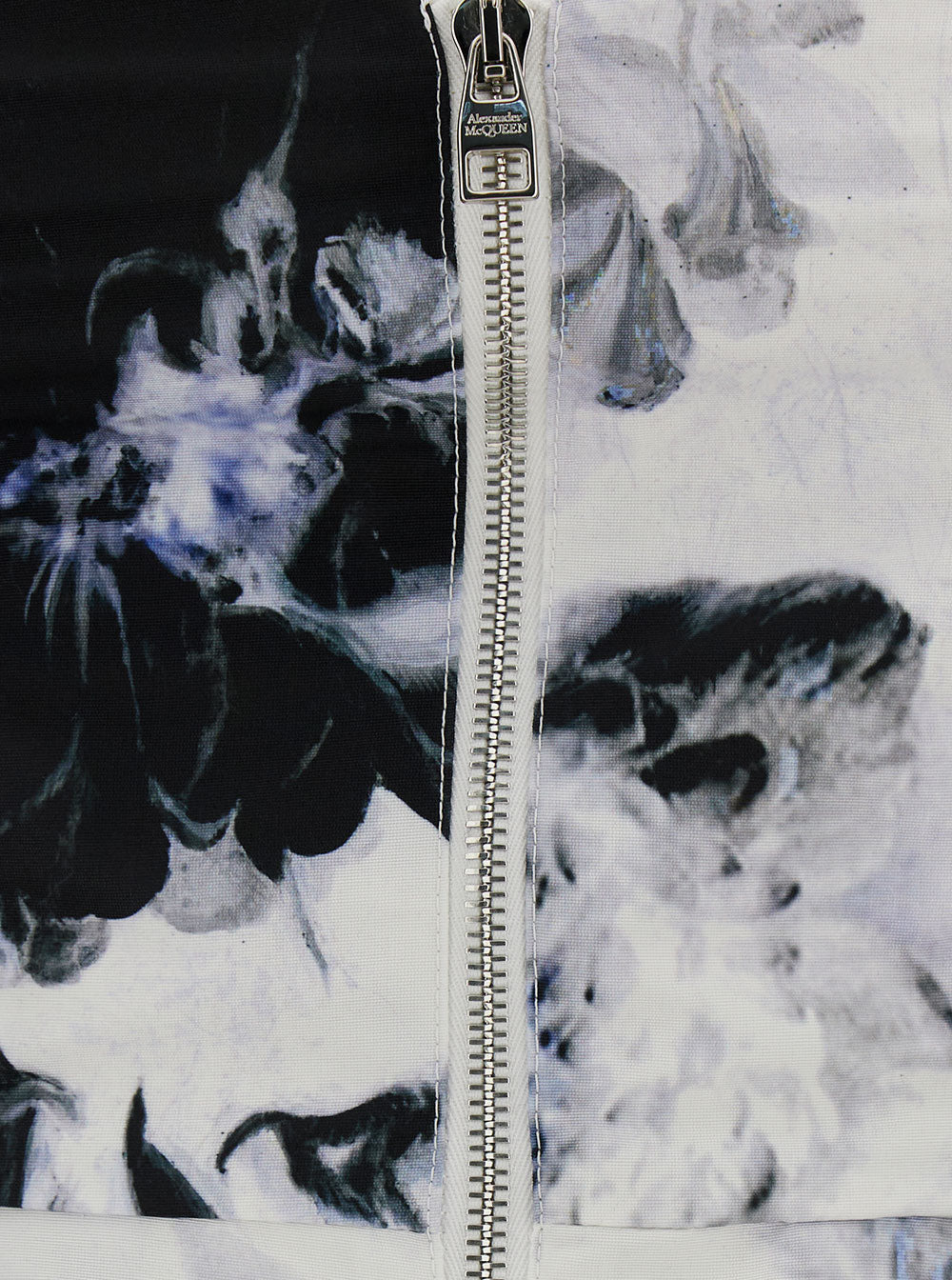 Alexander Mcqueen Women Mini White And Black Dress With All-Over Chiaroscuro Print In Polyfaille Wom - 3