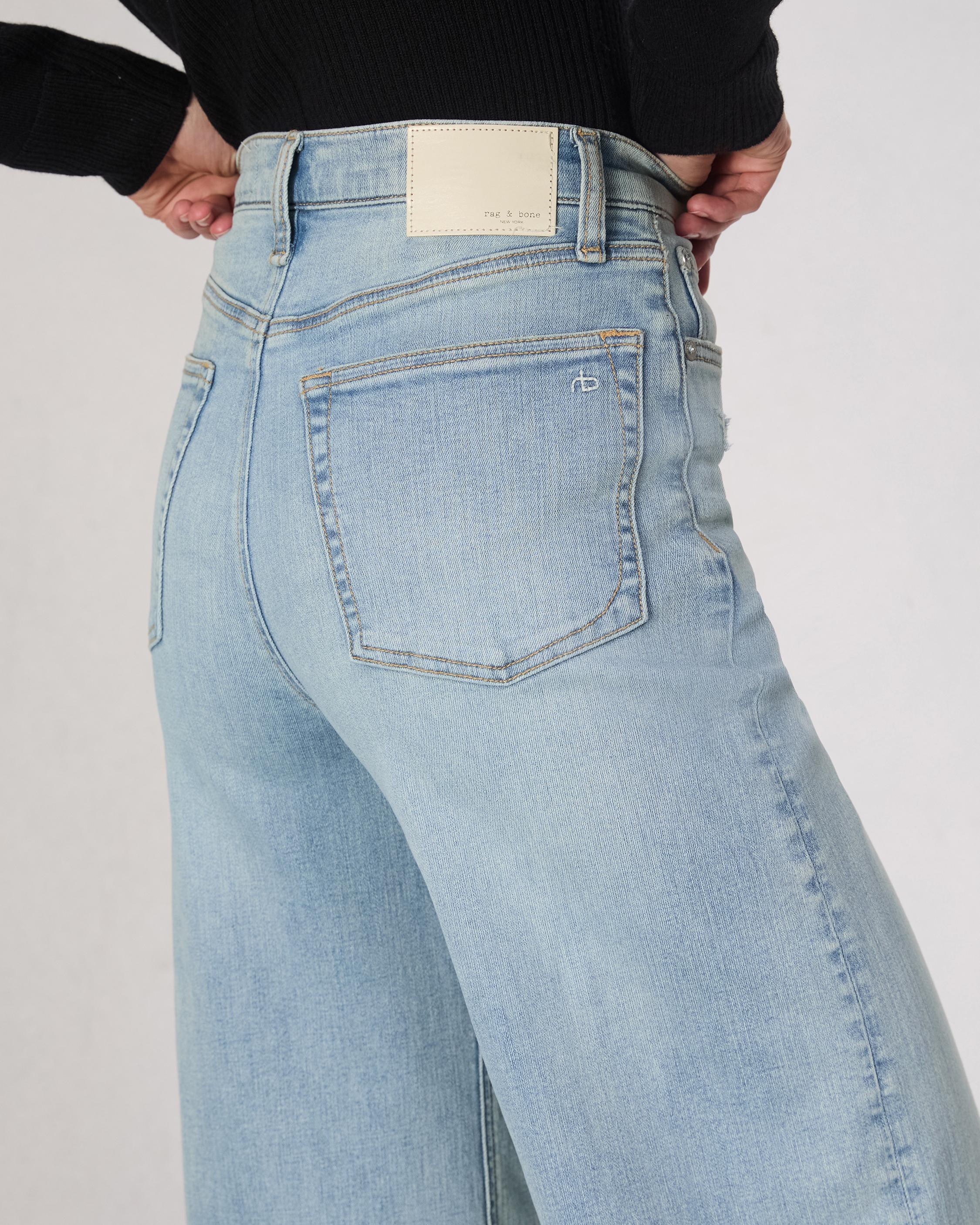 Sofie Ankle Wide-Leg Jean
Flexi Denim - 6