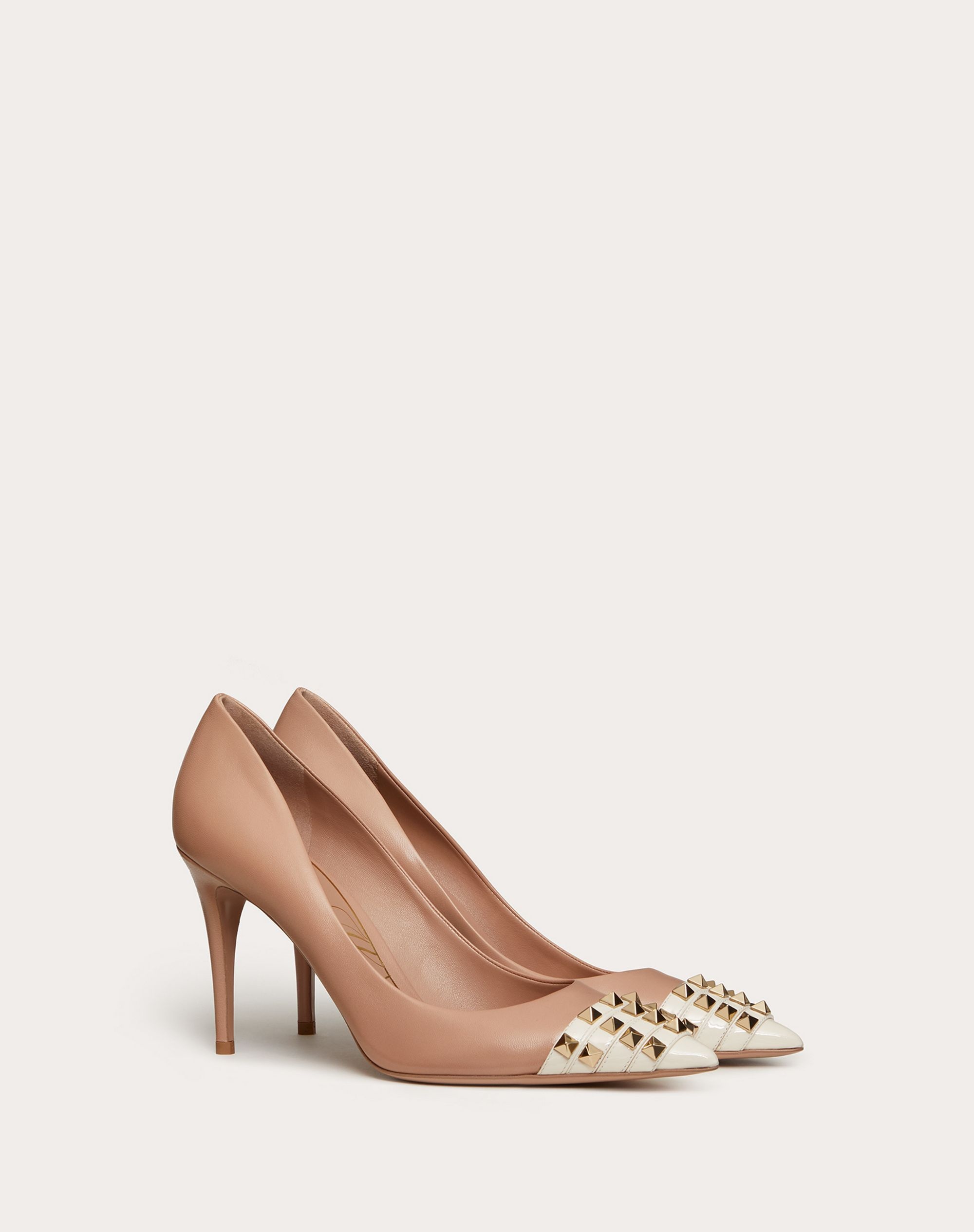 ROCKSTUD KIDSKIN AND PATENT-LEATHER PUMP 90 MM - 2