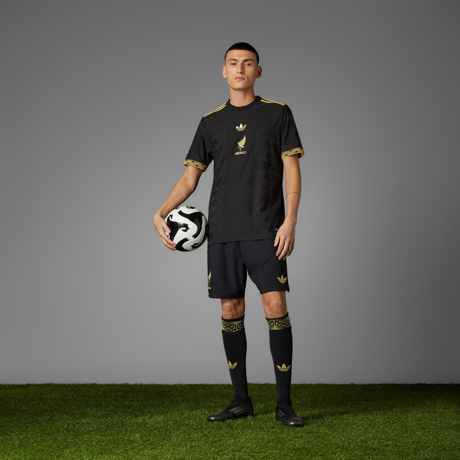 Mexico 25 Gold Shorts - 7