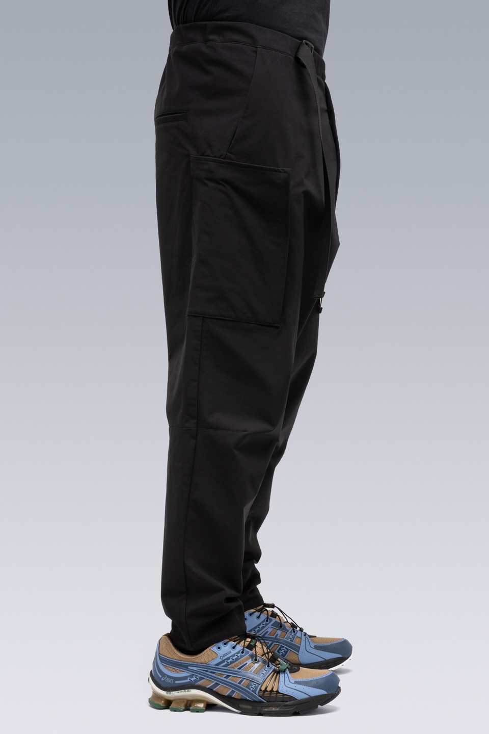 P31A-DS schoeller® Dryskin™ Drawcord Cargo Trouser Black - 4