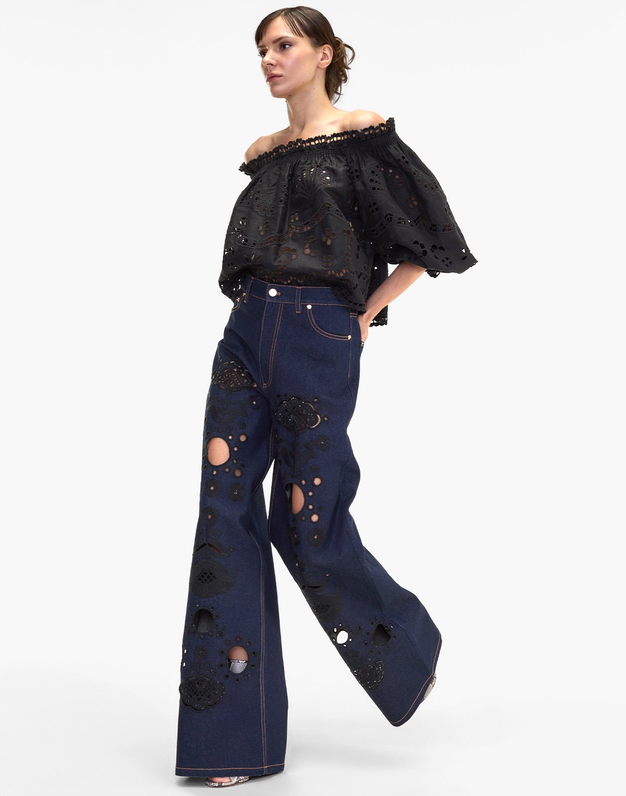 Eva Embroidered Linen Blouse - 6
