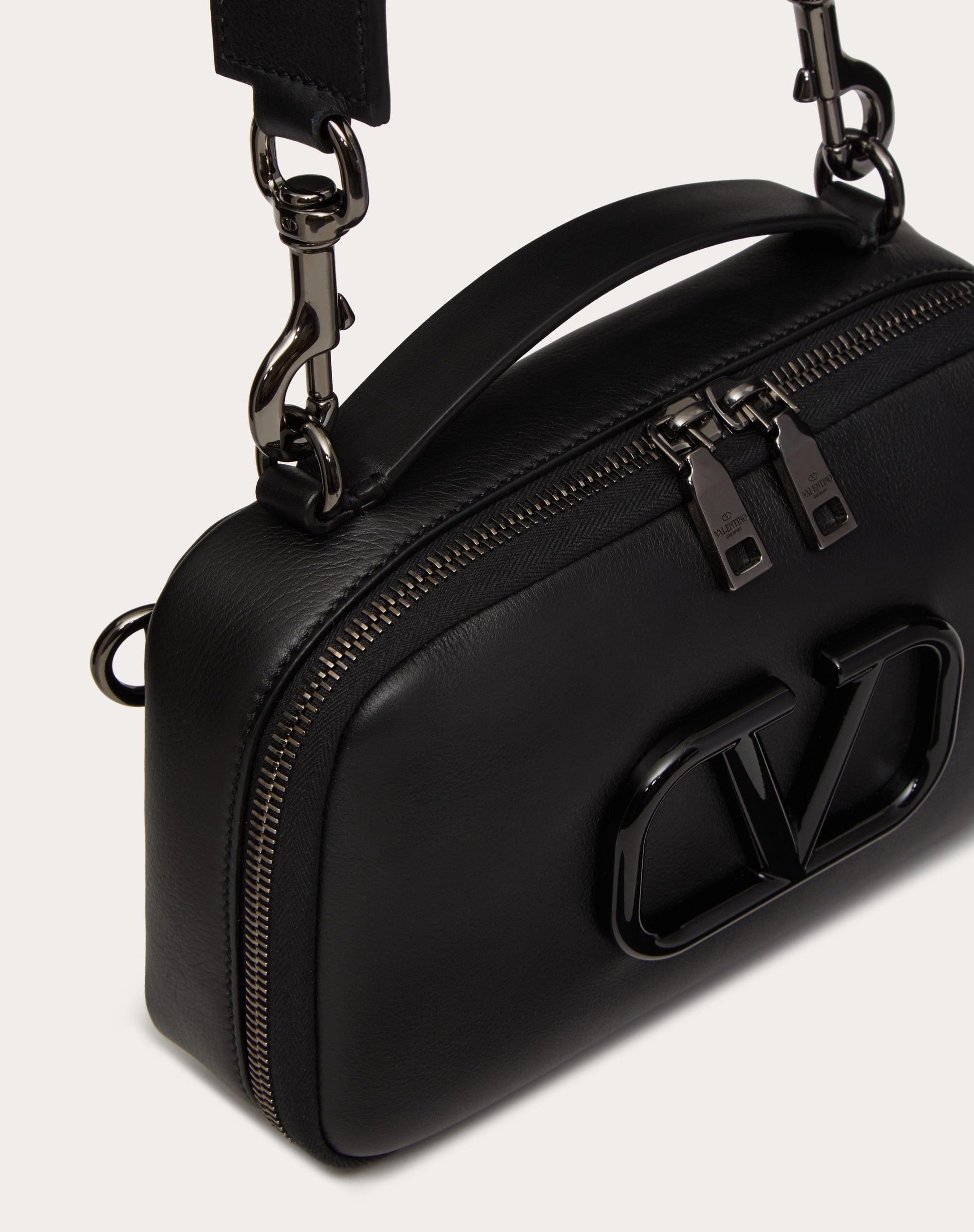 LACQUERED VLOGO SIGNATURE LEATHER CROSSBODY BAG - 5