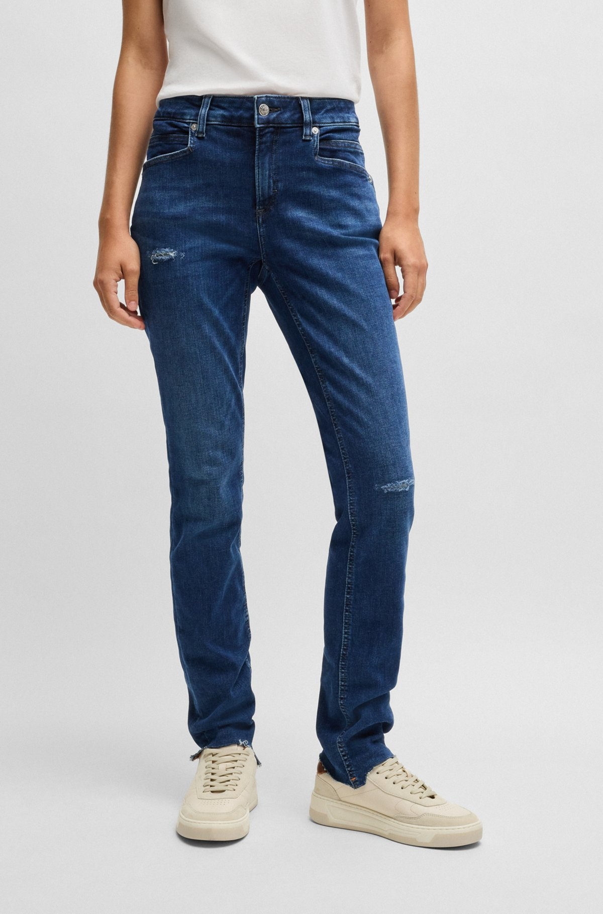 BLUE JEANS IN DISTRESSED STRETCH DENIM WITH FRAYED HEMS - 2