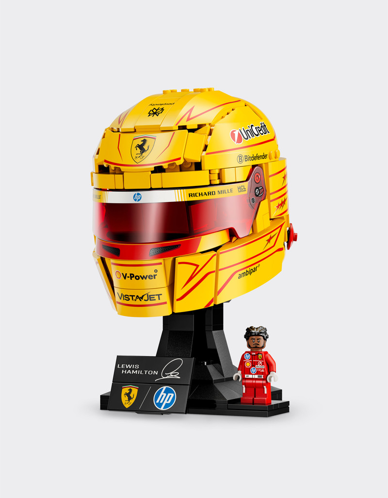 Ferrari LEGO® Editions Scuderia Ferrari HP Display Set – Lewis Hamilton Helmet and Minifigure outlook