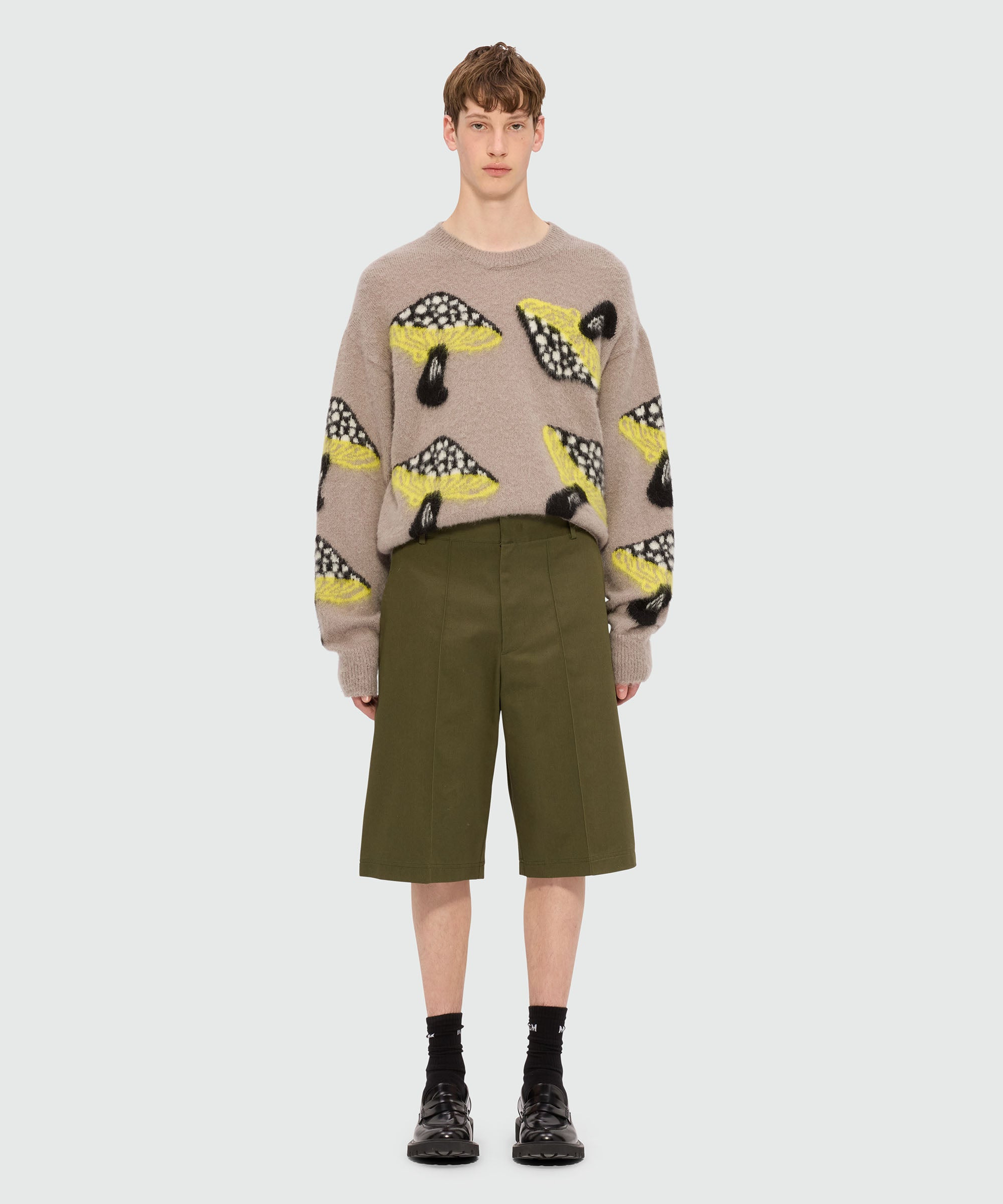 Olive green Bermuda shorts in cotton drill - 2