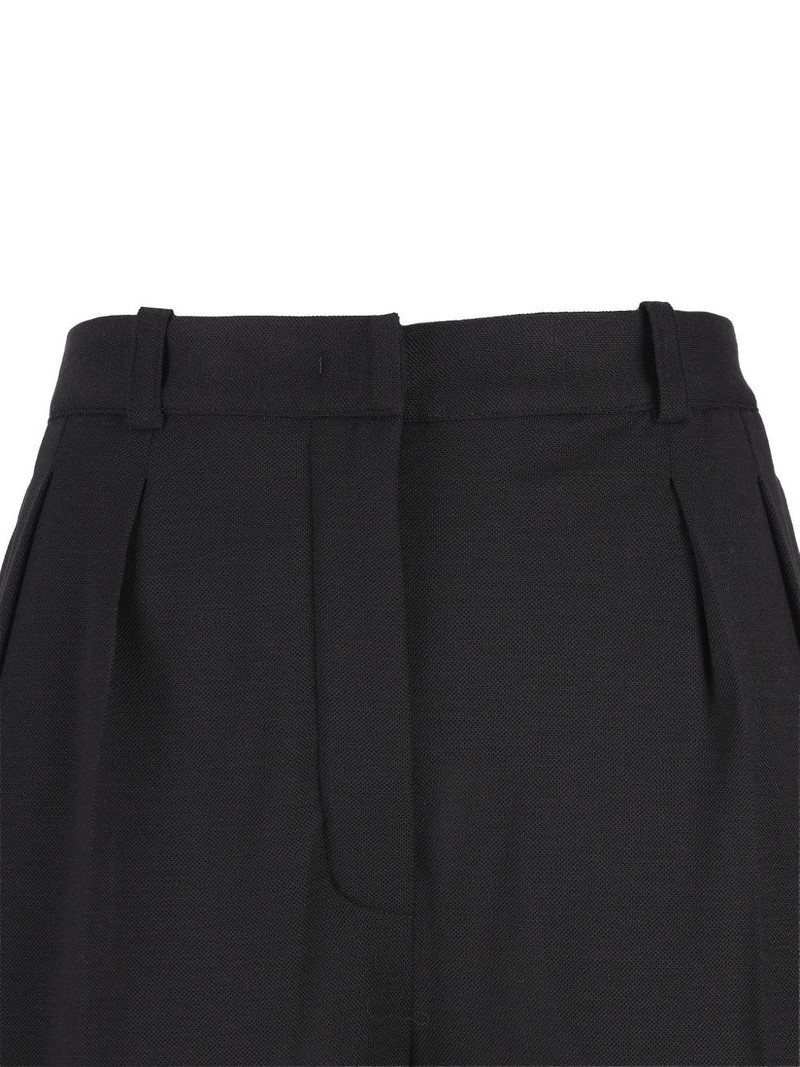 pleated trousers 3