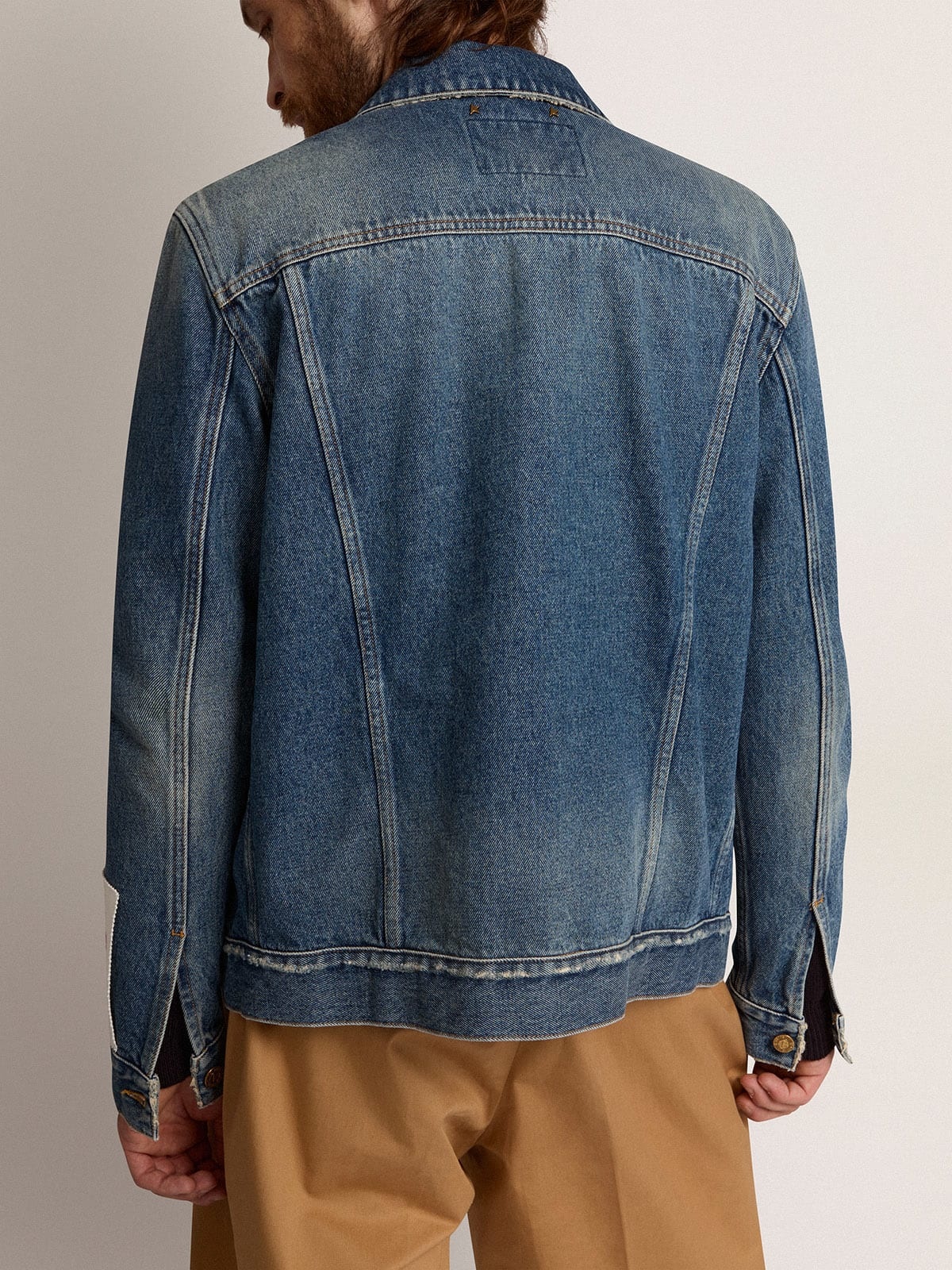 Men's denim jacket with medium wash - 4