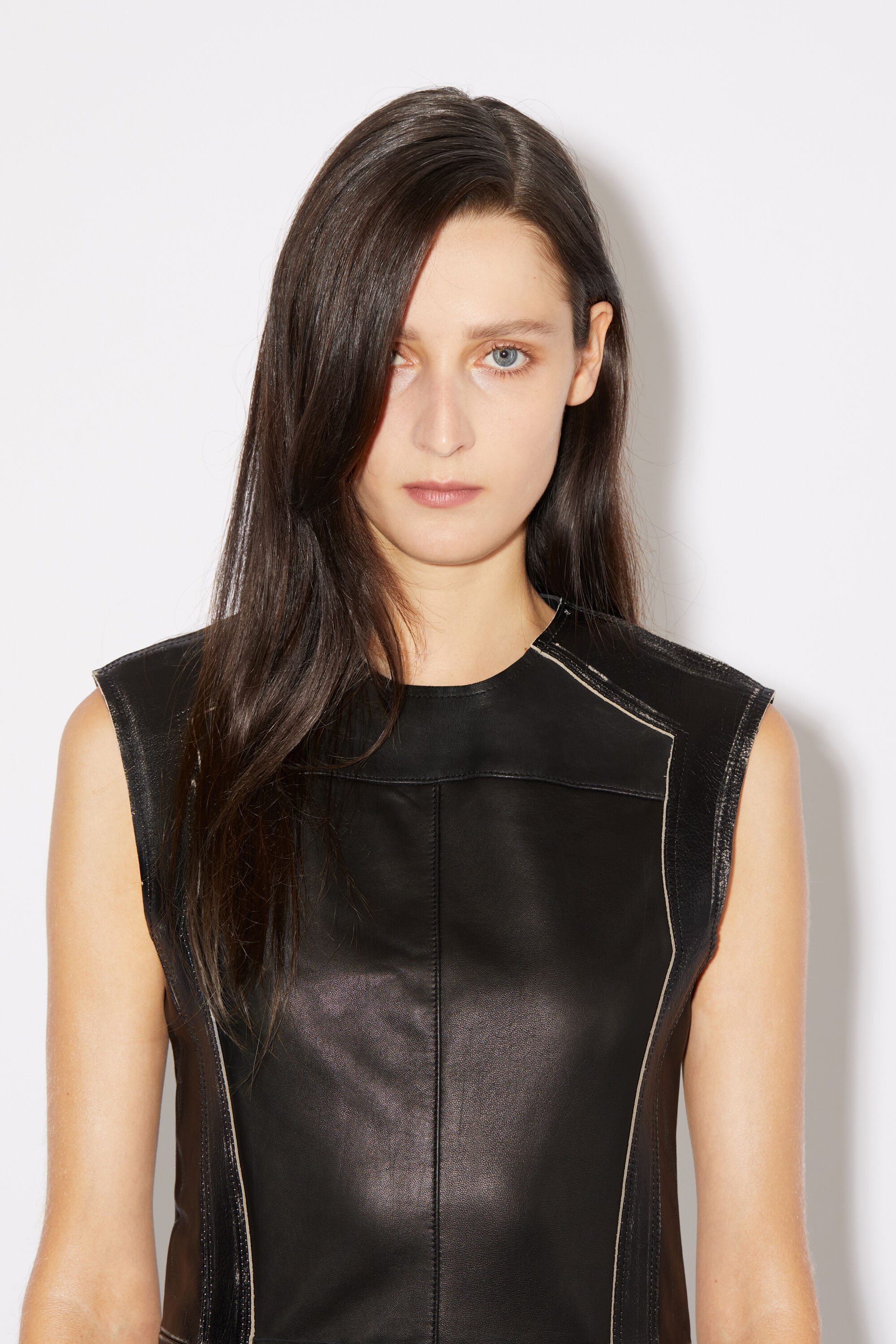 Sleeveless leather dress - Black - 6