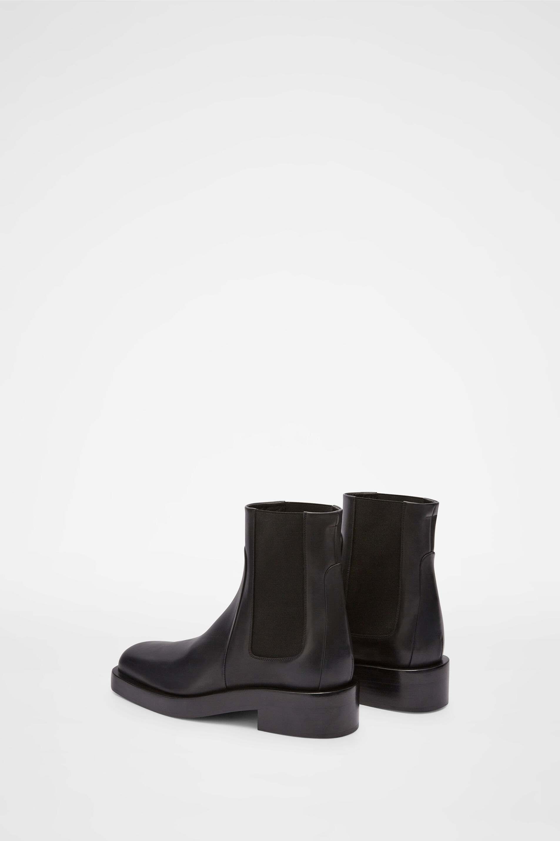 Chelsea Boots - 6