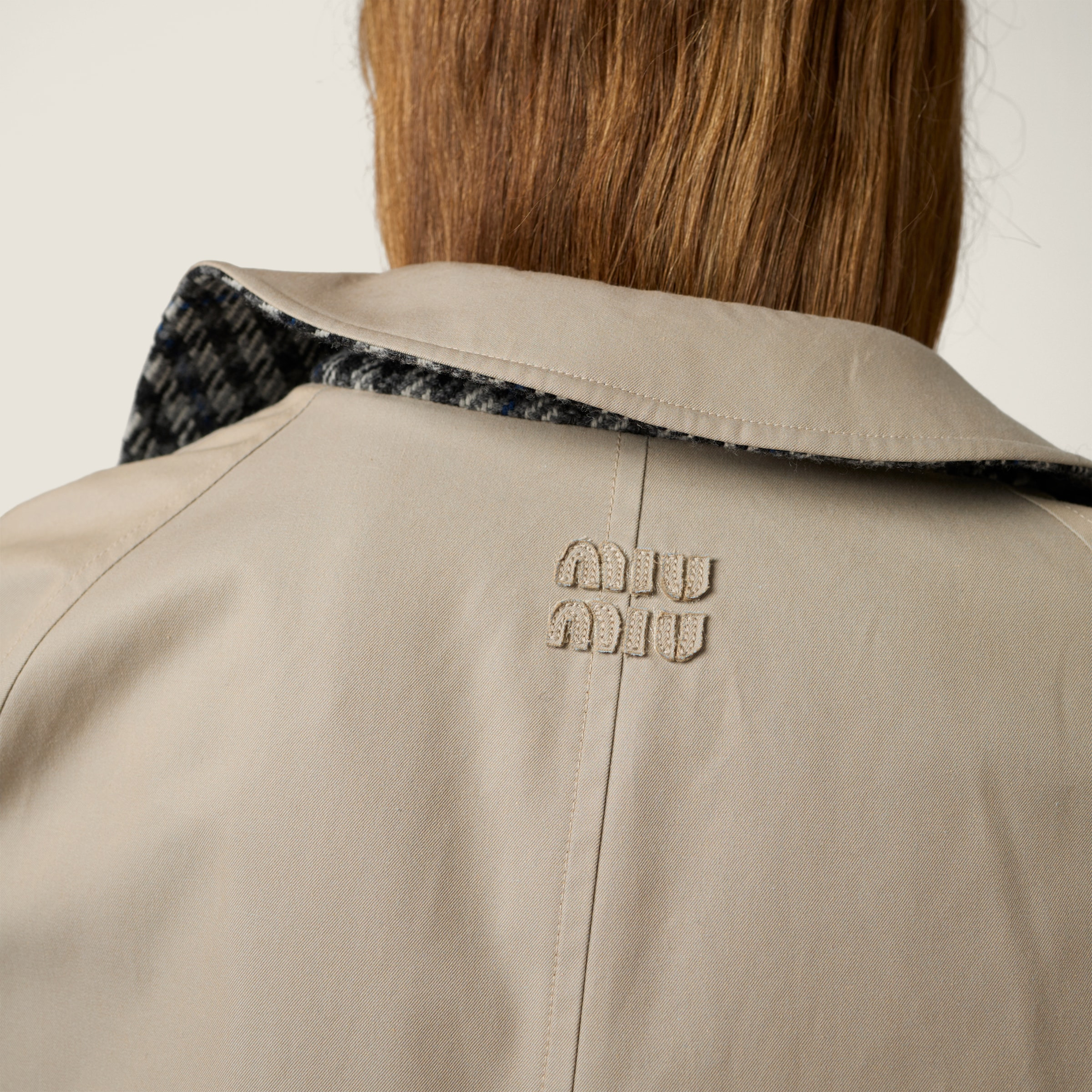 Reversible twill and check trench coat - 5