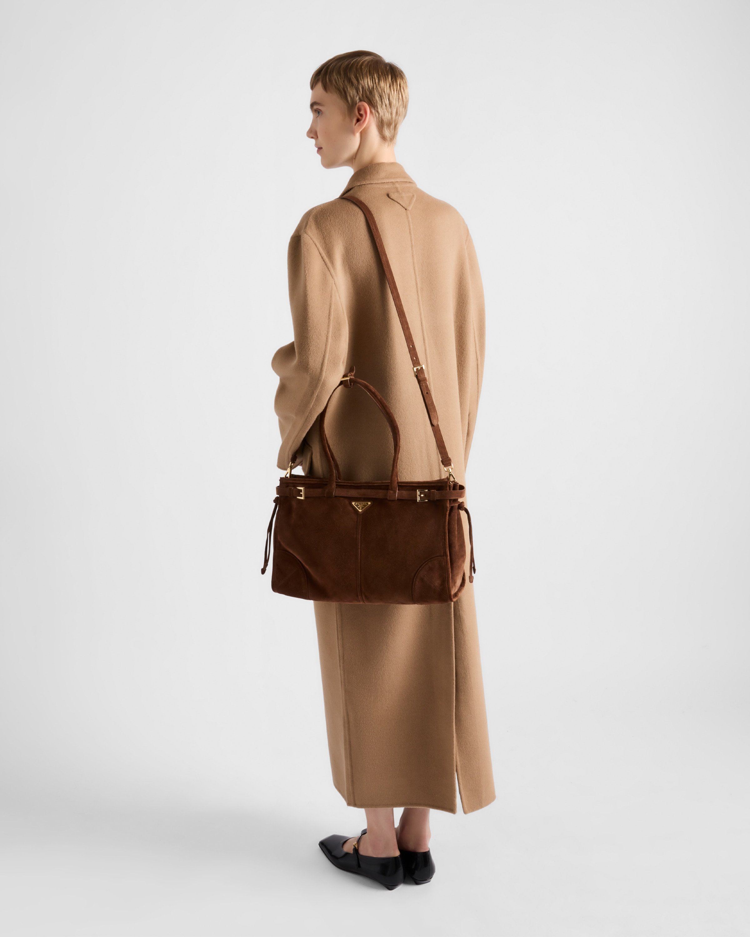 Large suede handbag - 8