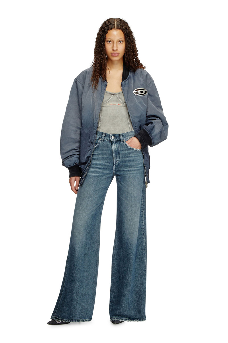 Diesel FLARE JEANS 1978 D-AKEMI 007Y7 outlook
