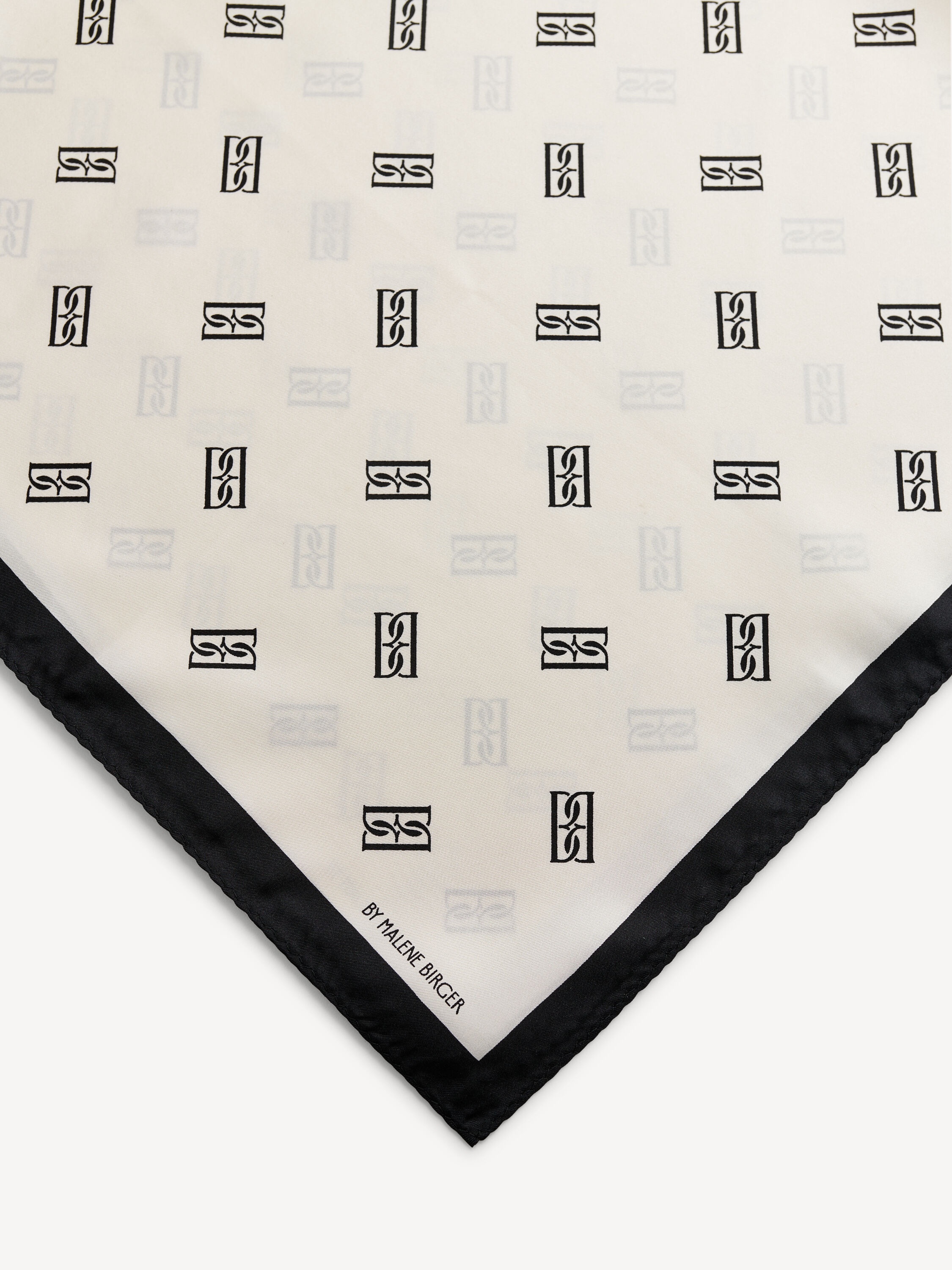 Monnas silk scarf - 3