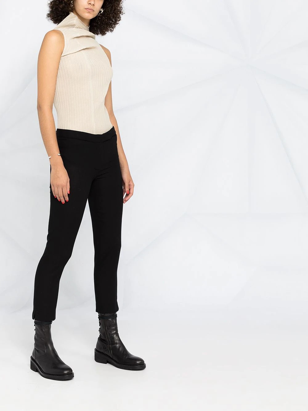 slim-fit cropped trousers - 6