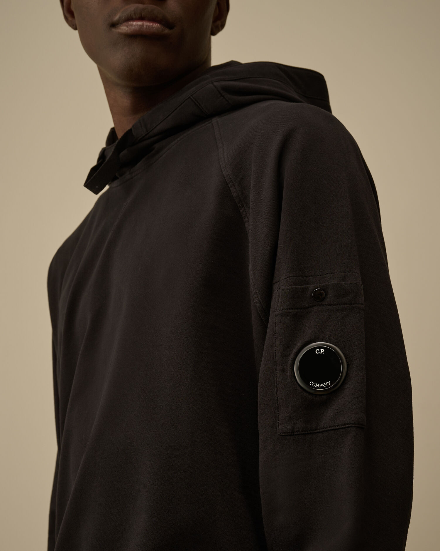 Light Fleece Hooded Lens Sweatshirt - 5