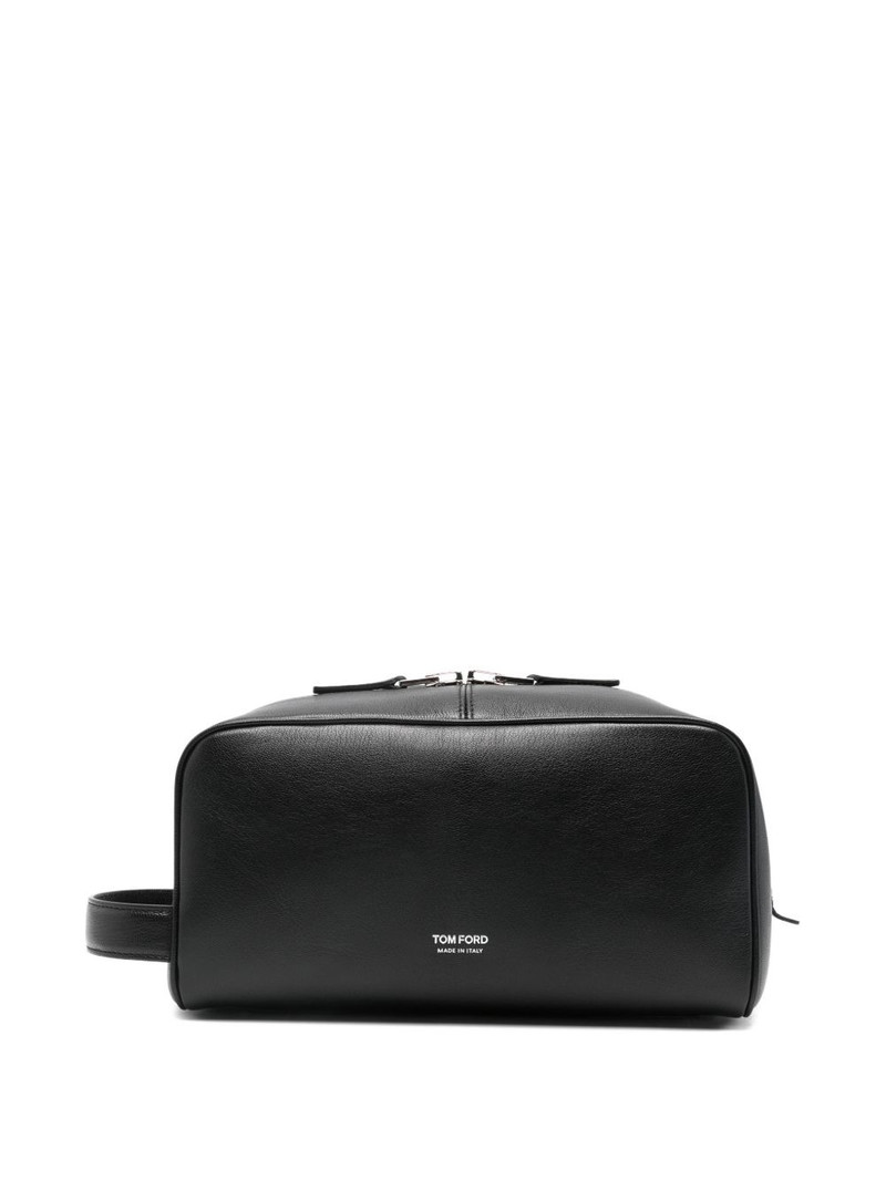 leather wash bag 1