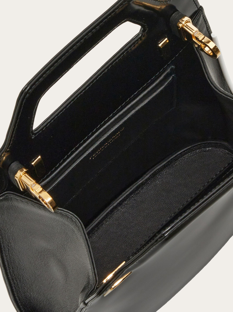 Wanda mini bag 6