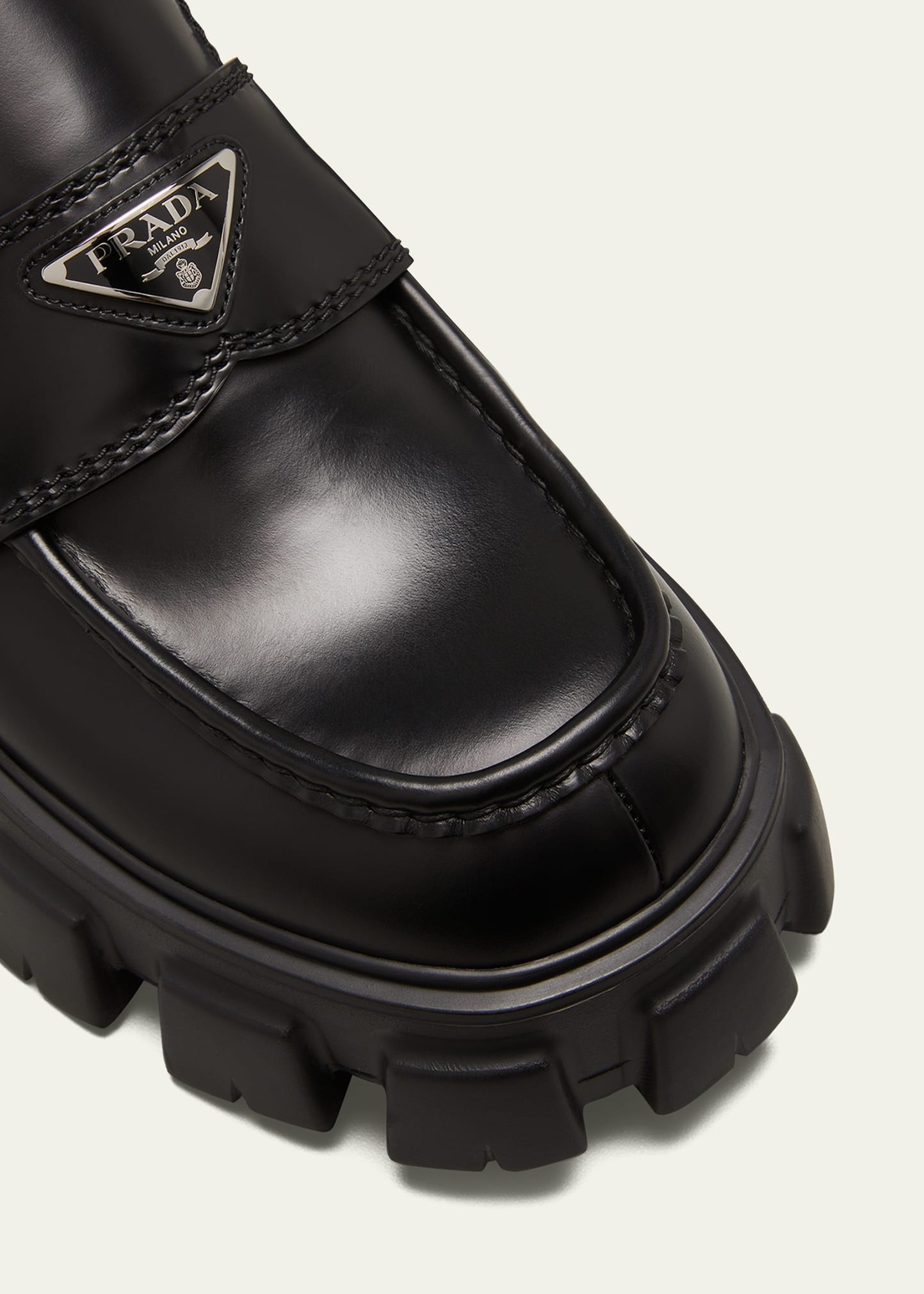 Men's Monolith Lug-Sole Brushed Leather Loafers - 6