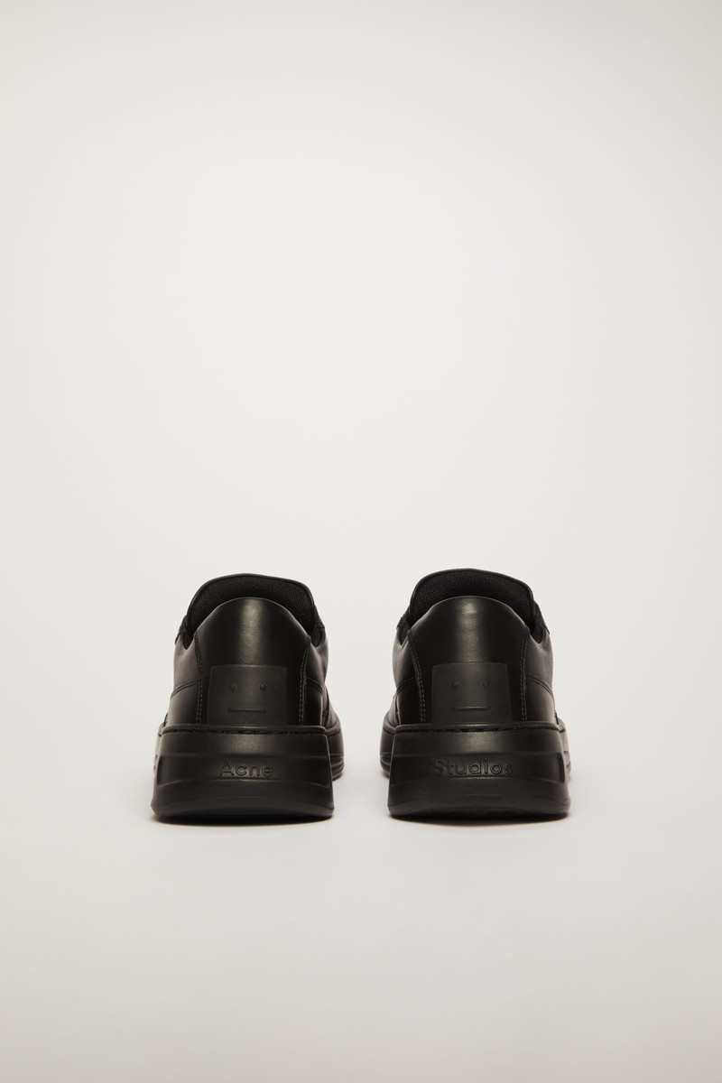 Lace-up sneakers black/black 3