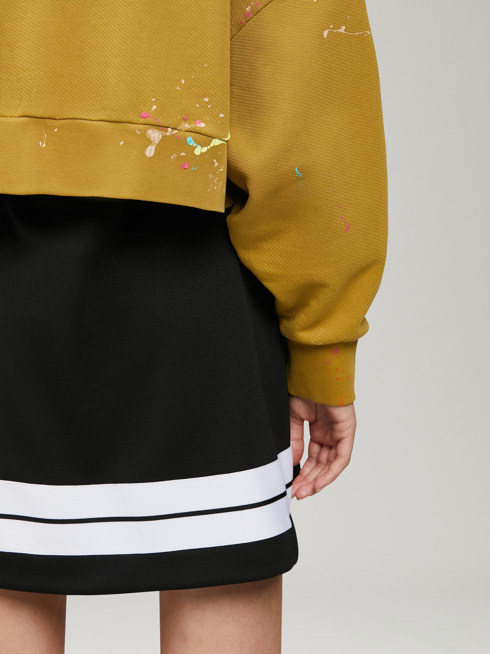 PAINTED CROPPED SWEATSHIRT - 6