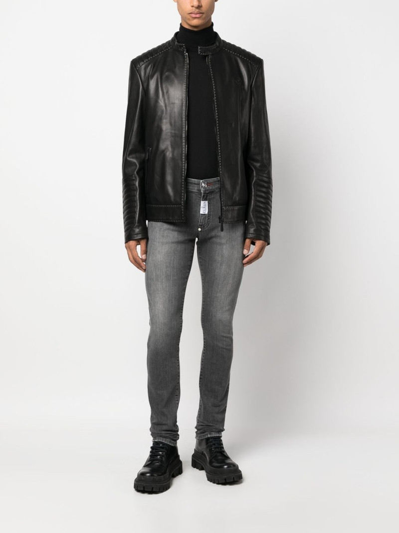 PHILIPP PLEIN logo-patch jeans outlook