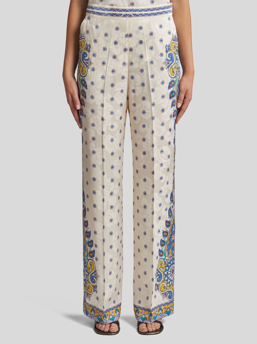 TROUSERS WITH MEDALLION MOTIF - 2