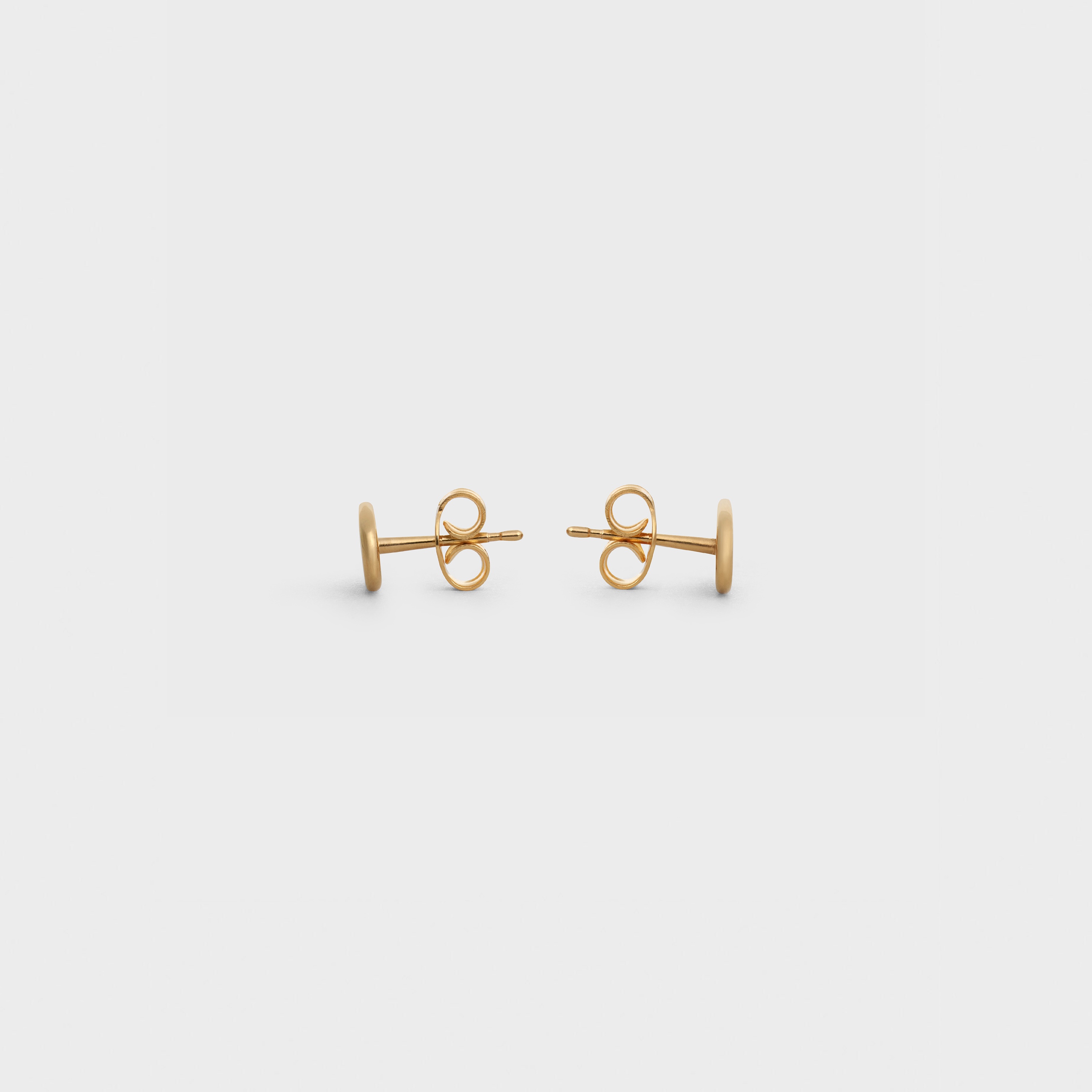 Maillon Triomphe Studs in Brass with Gold Finish - 3