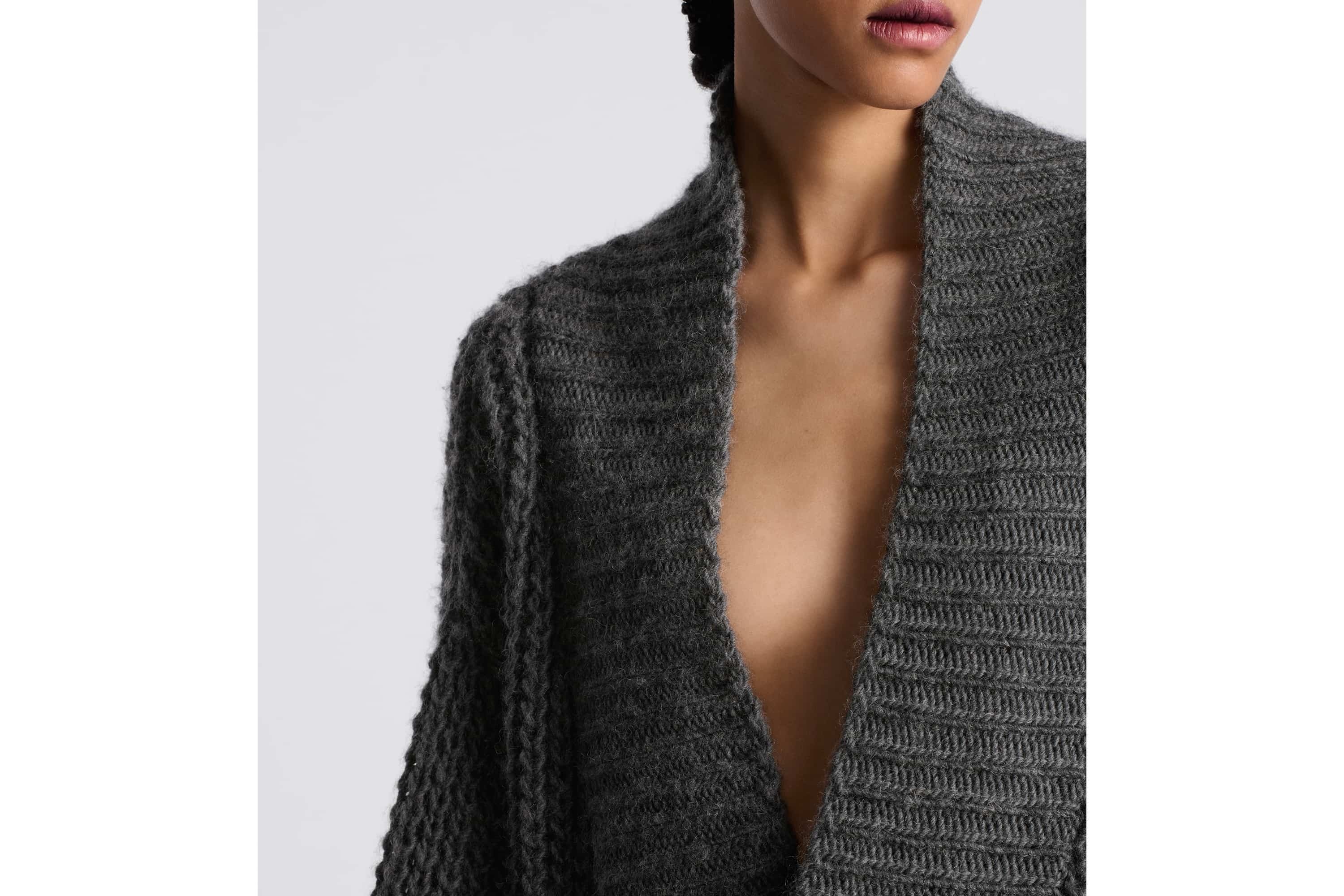 Oversized Sweater - 4