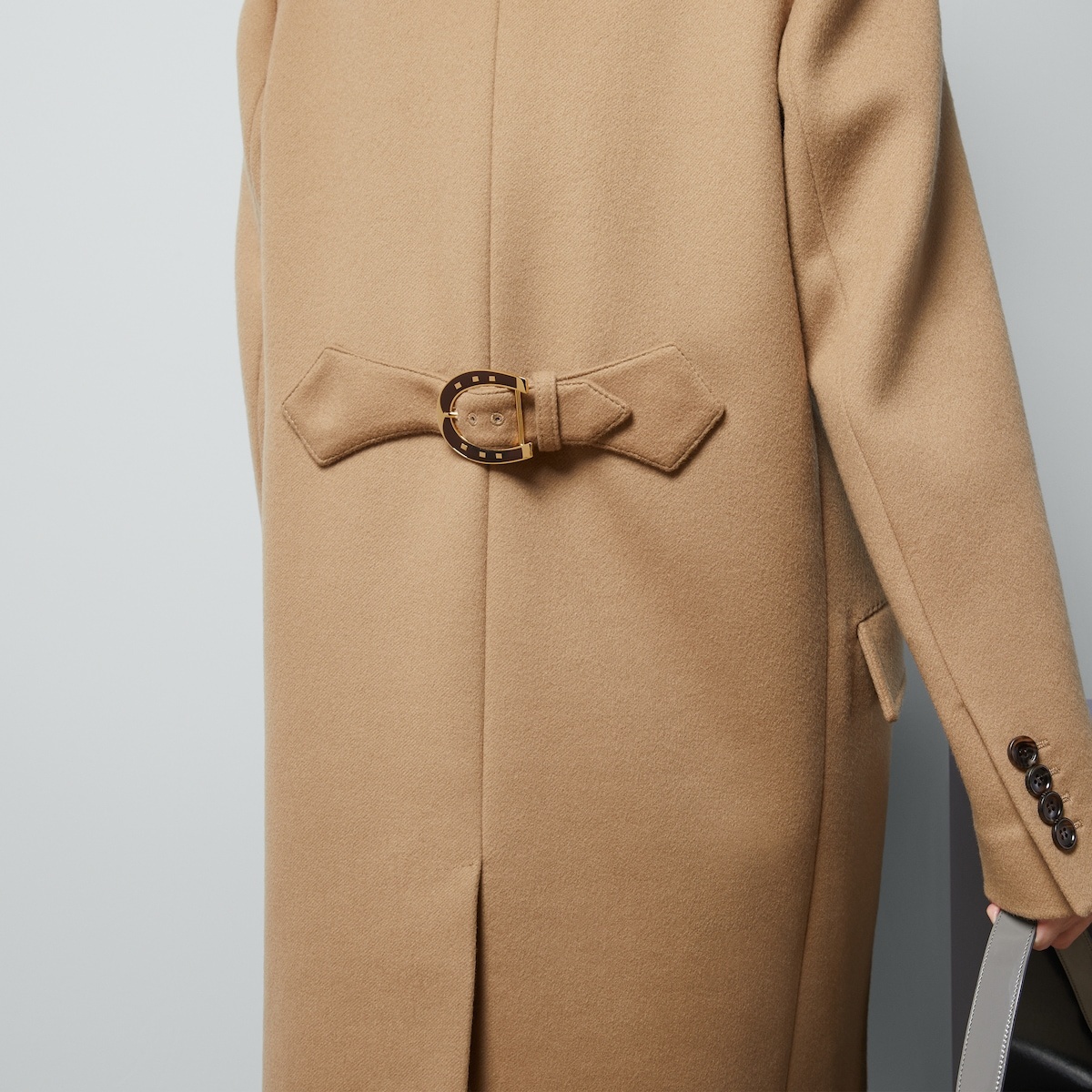 コート Gucci Camel Wool Blend Reversible Coat Reversible GG wool coat in camel and beige | GUCCI® US