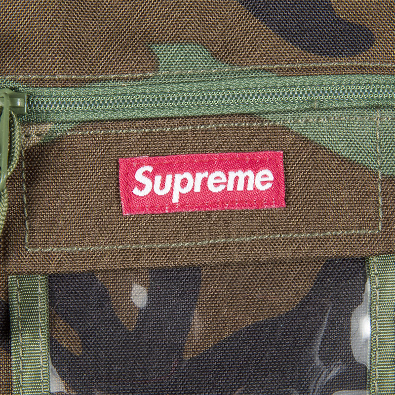 Supreme Supreme Utility Bag 'Camo' outlook