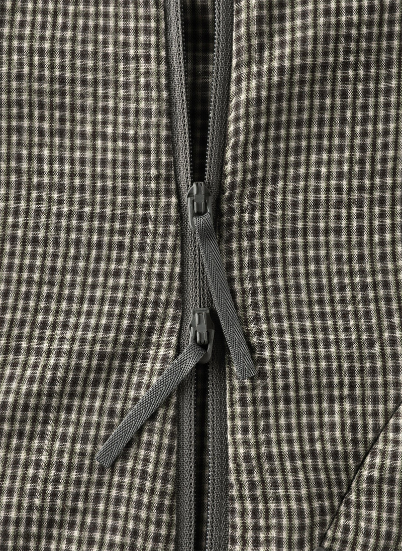 8.0 TECHNICAL JACKET RIGHT (BROWN) 5