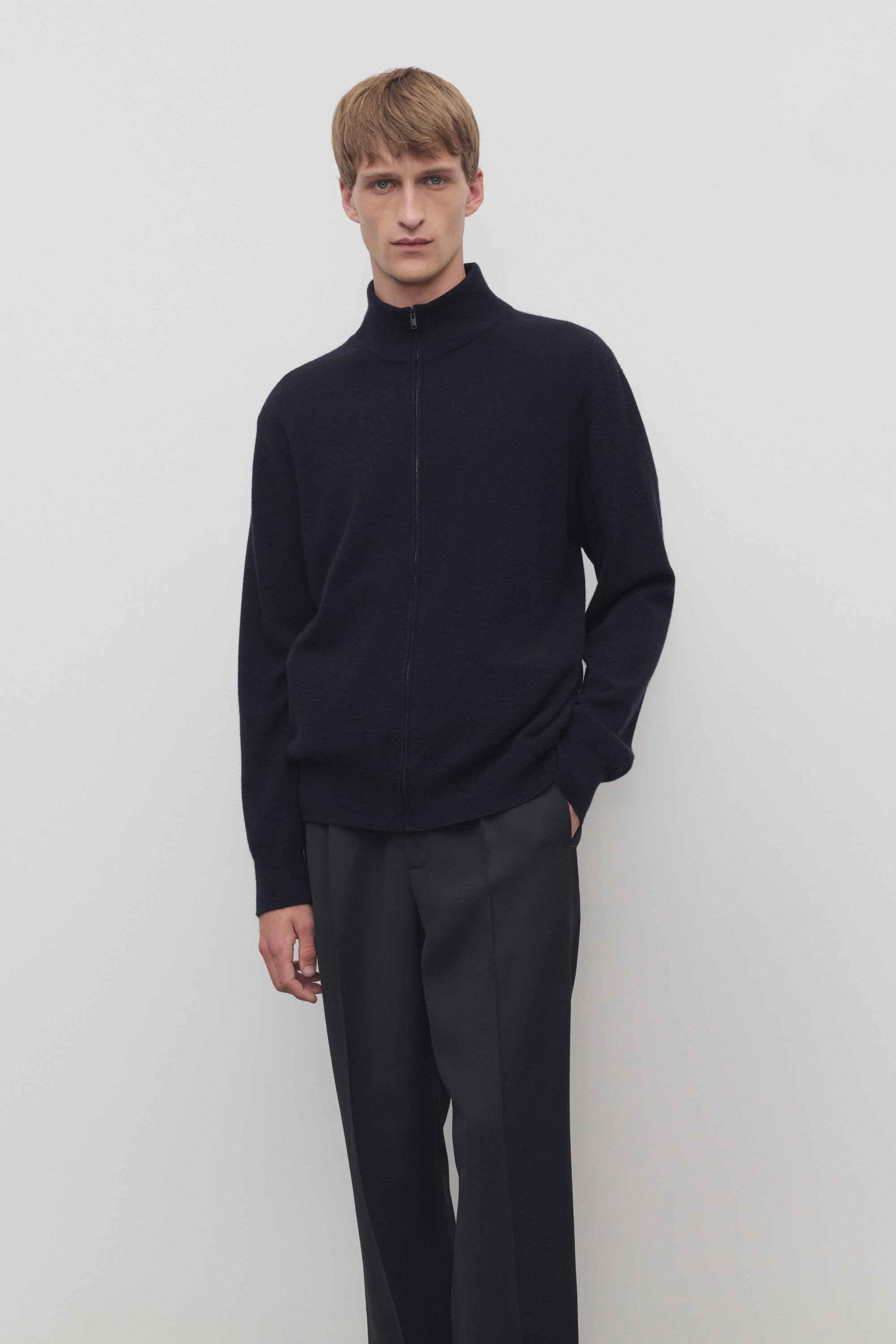 Tobia Jacket in Cashmere - 3