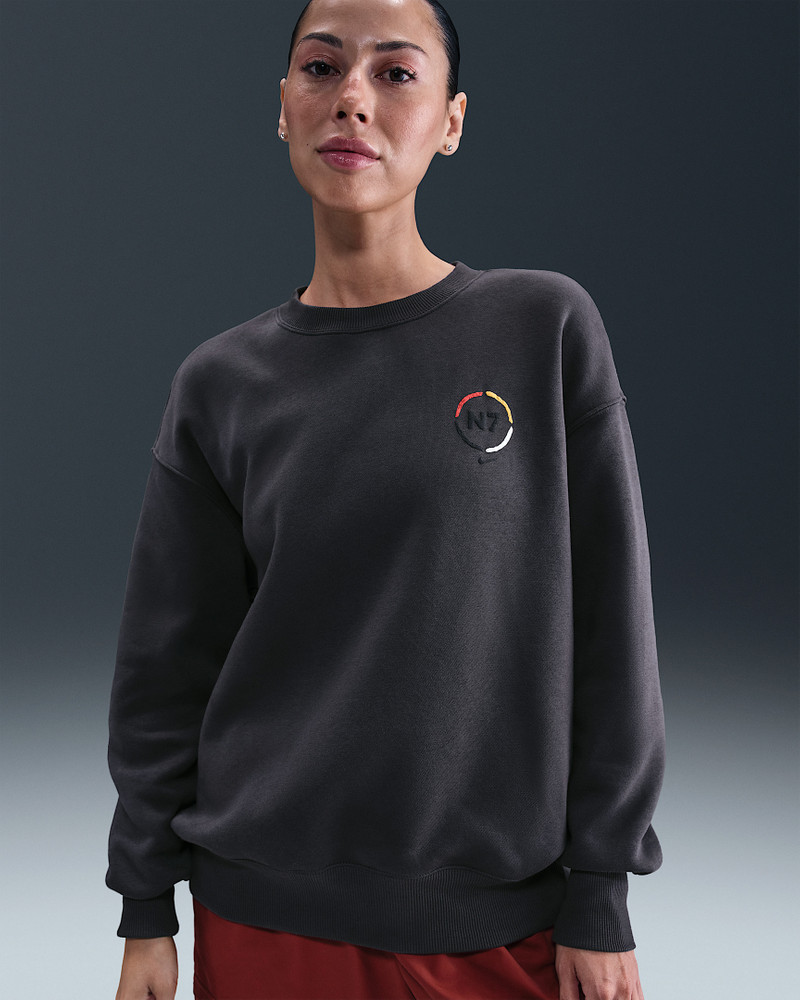 Nike Sportswear Phoenix Fleece N7 Oversized Crew-Neck Sweatshirt 1