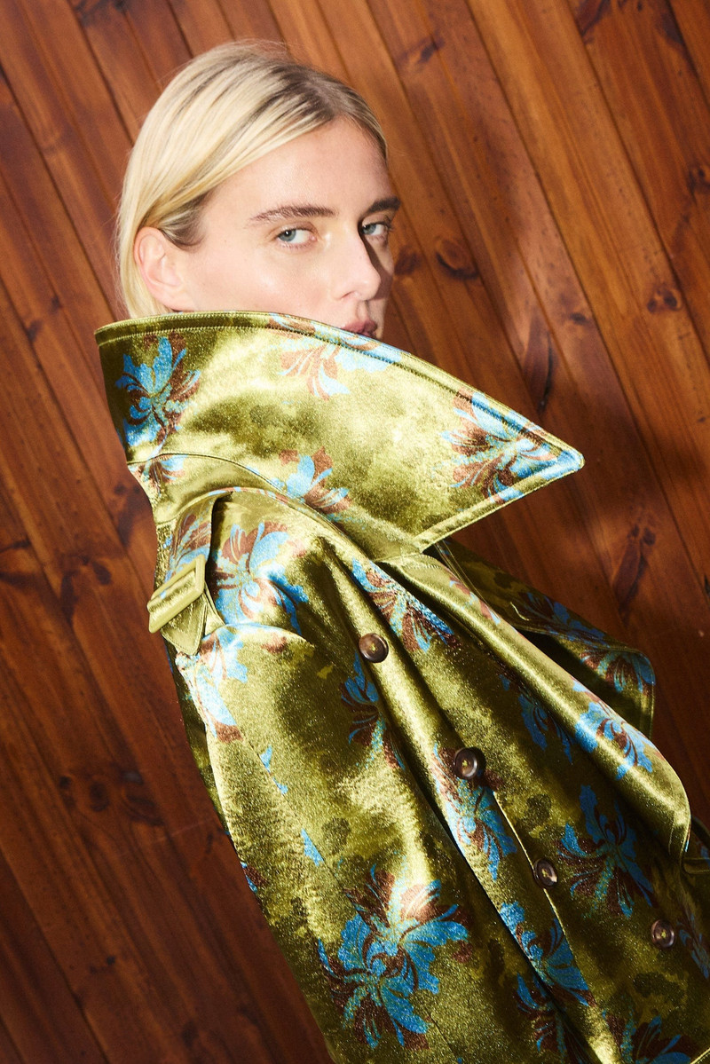Adriana Trench 5