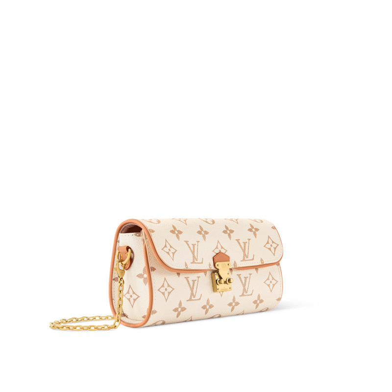 Louis Vuitton Pochette Camille outlook