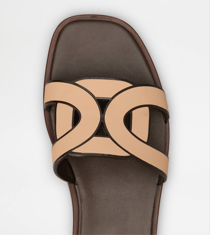 SANDALS IN LEATHER - PINK 3