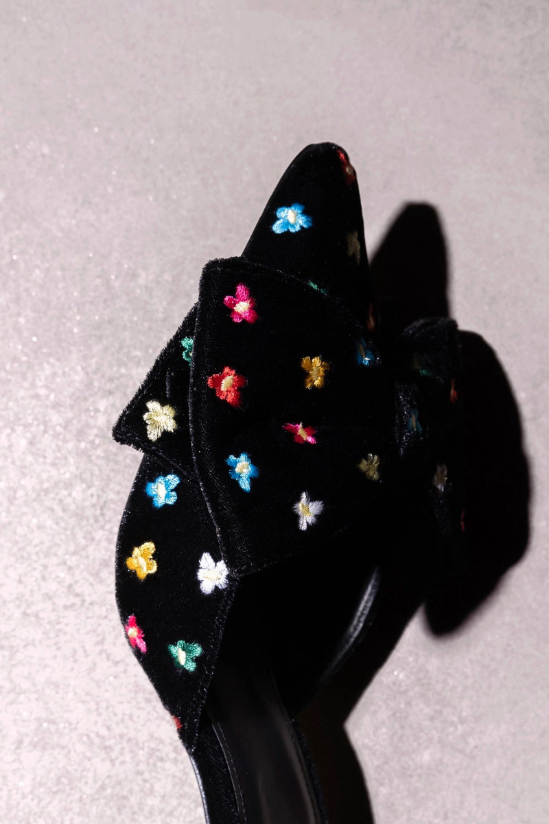 Larroudé Mini Elle Pump In Black Velvet outlook