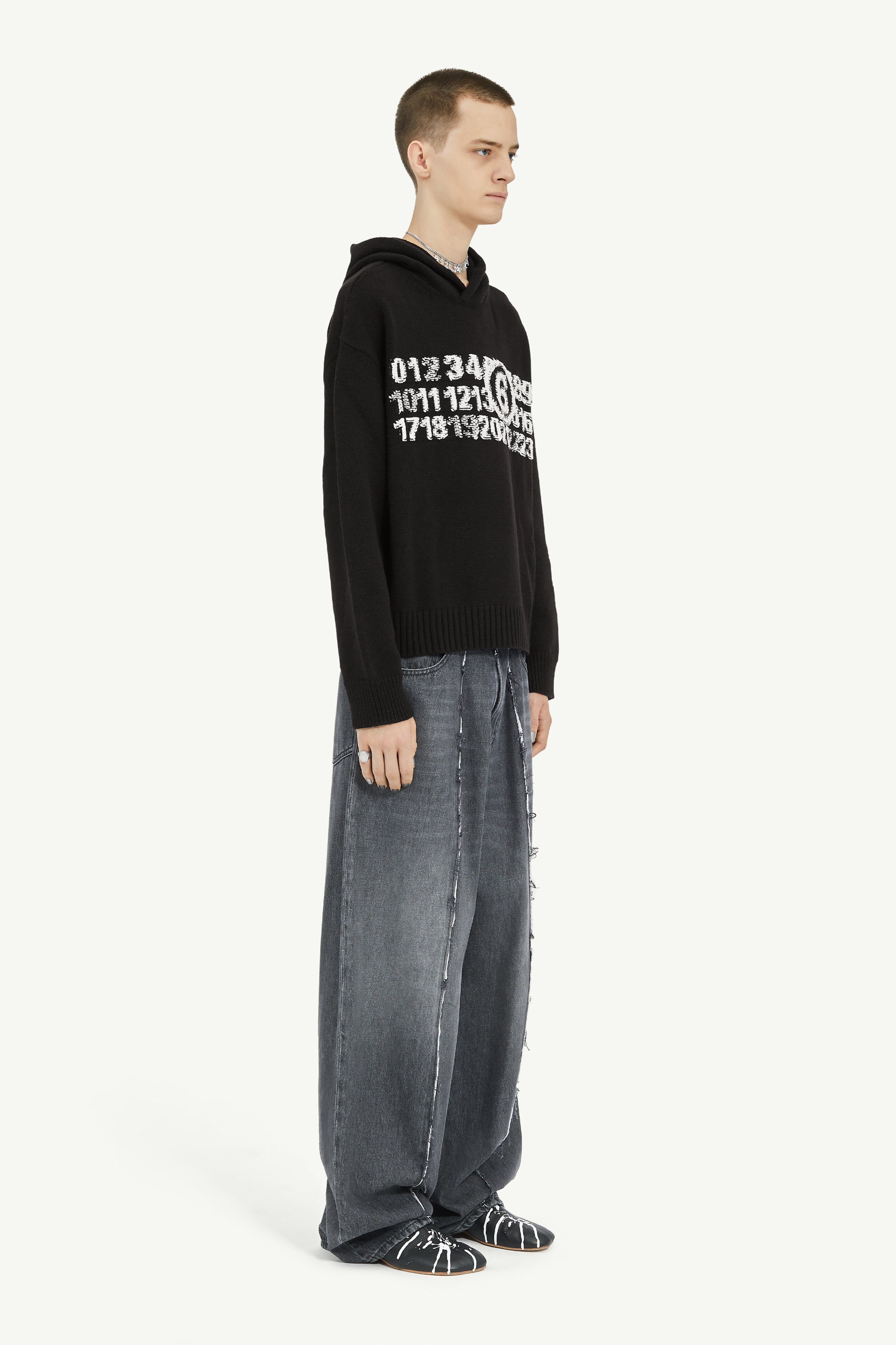 Gauge 5 Knit Blended Hooded Jumper - 3