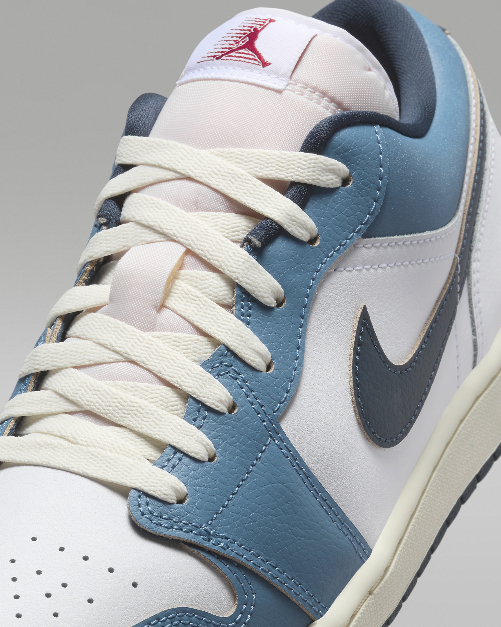 Jordan Men's Air Jordan 1 Low SE Shoes | REVERSIBLE