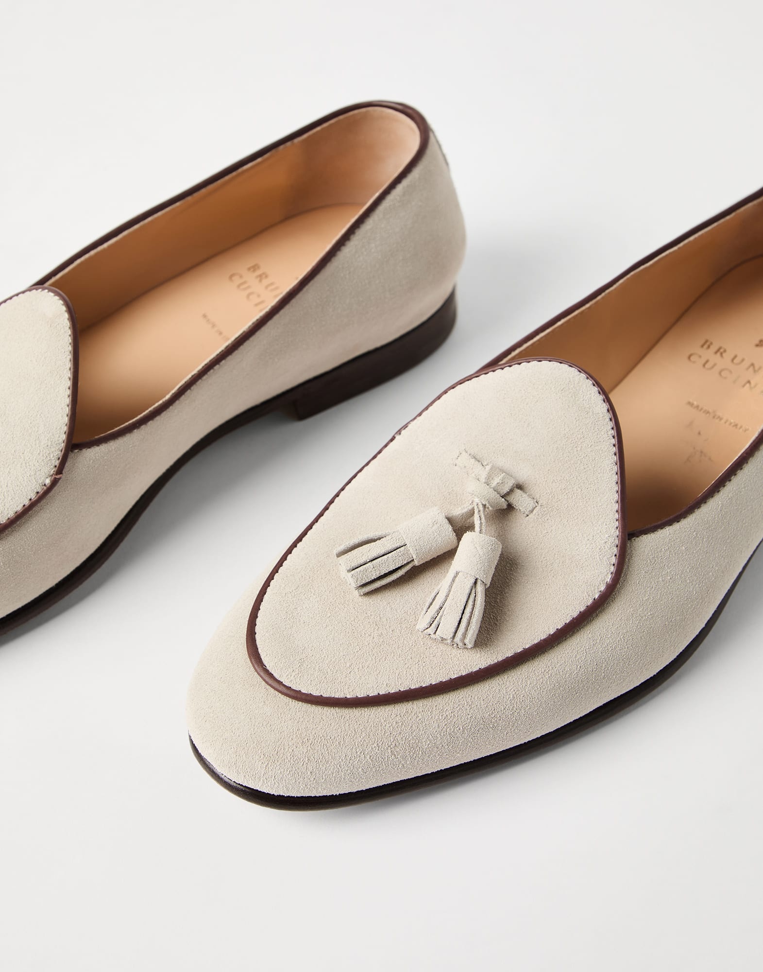 Suede Belgian loafer with tassels - 3