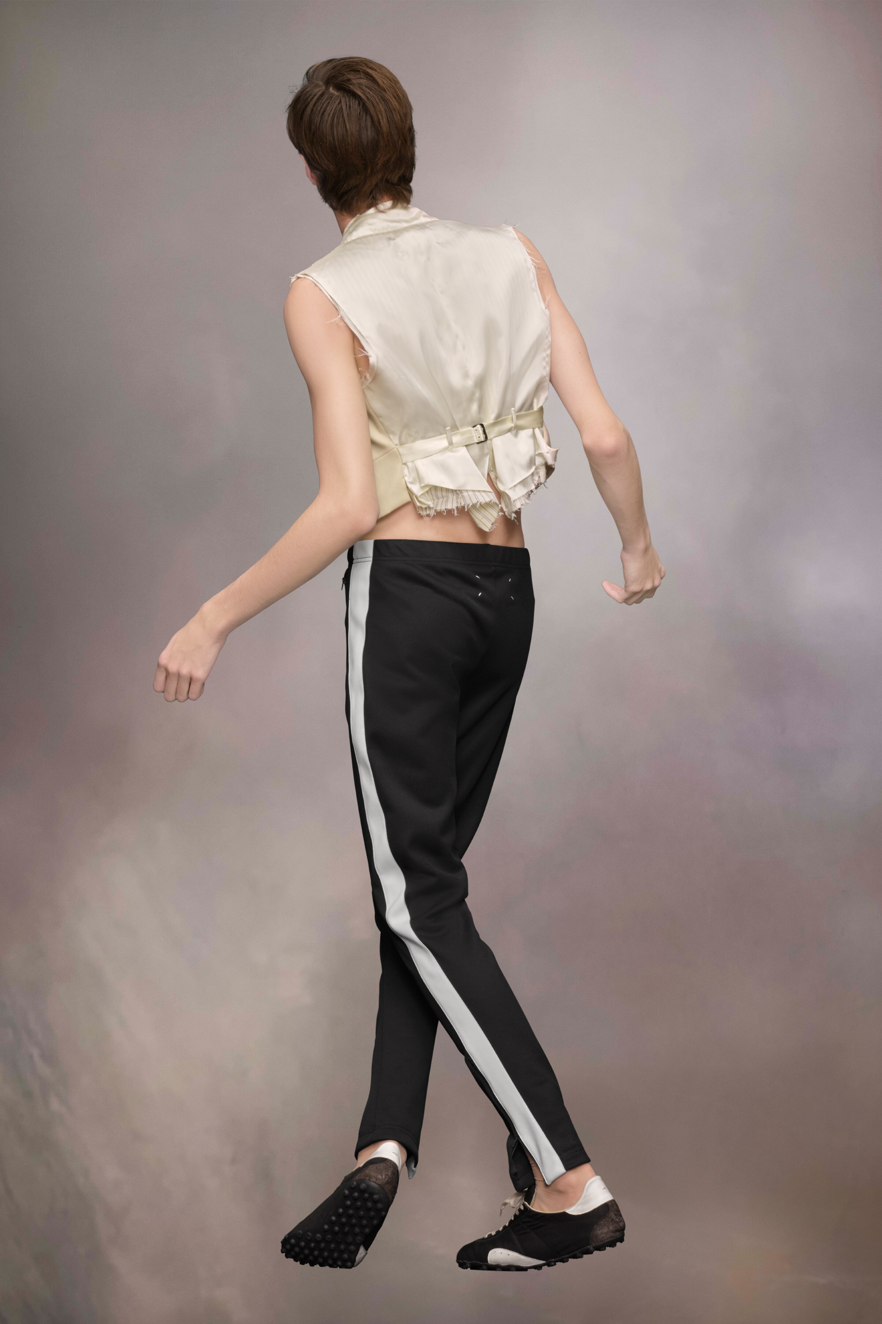 Anonymity of the lining waistcoat - 5