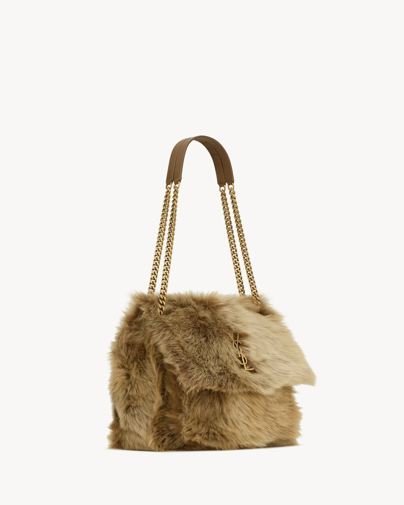 NIKI LARGE IN FUR 5